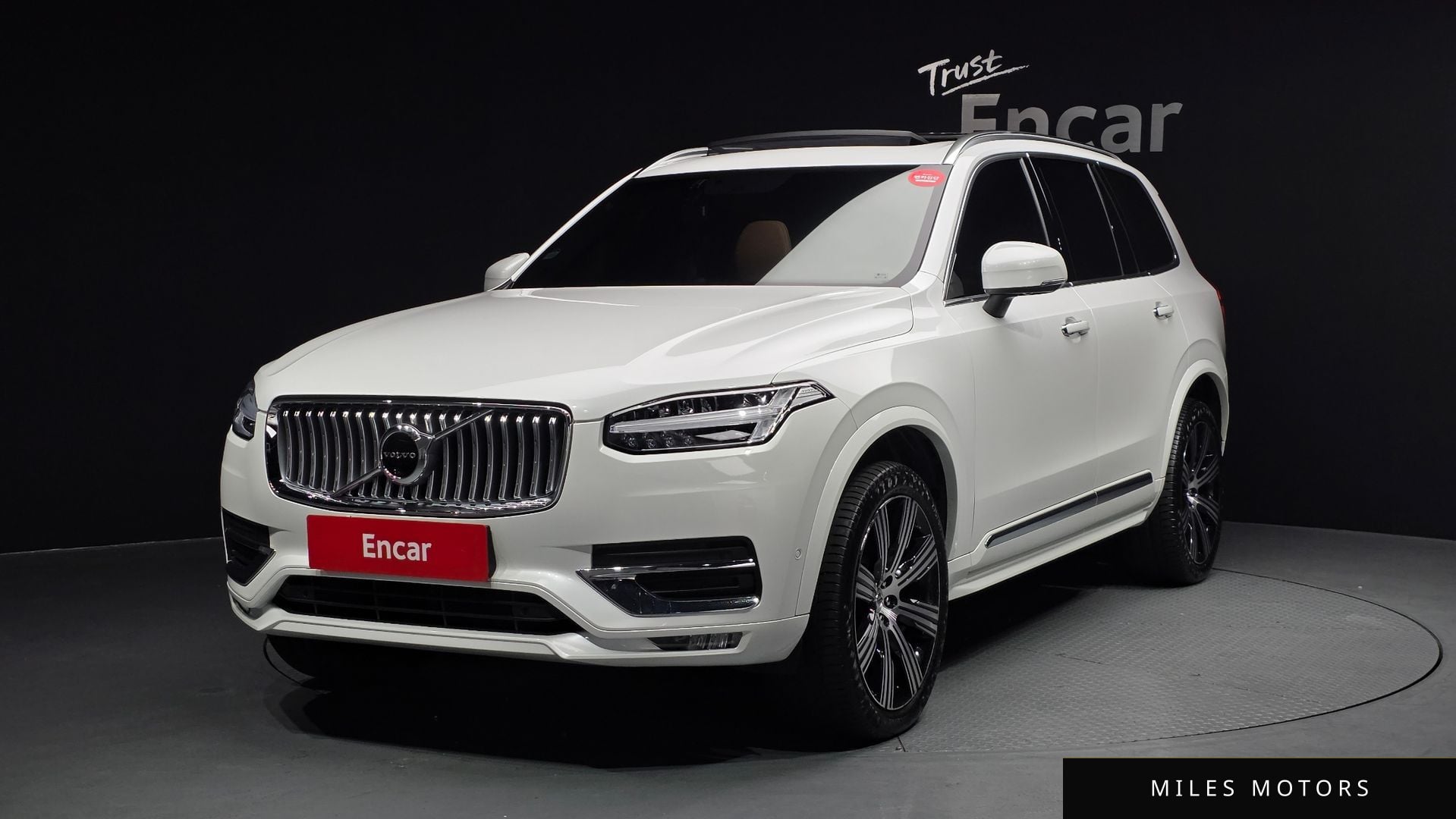 Volvo XC90 2022 — фото 1 из 12