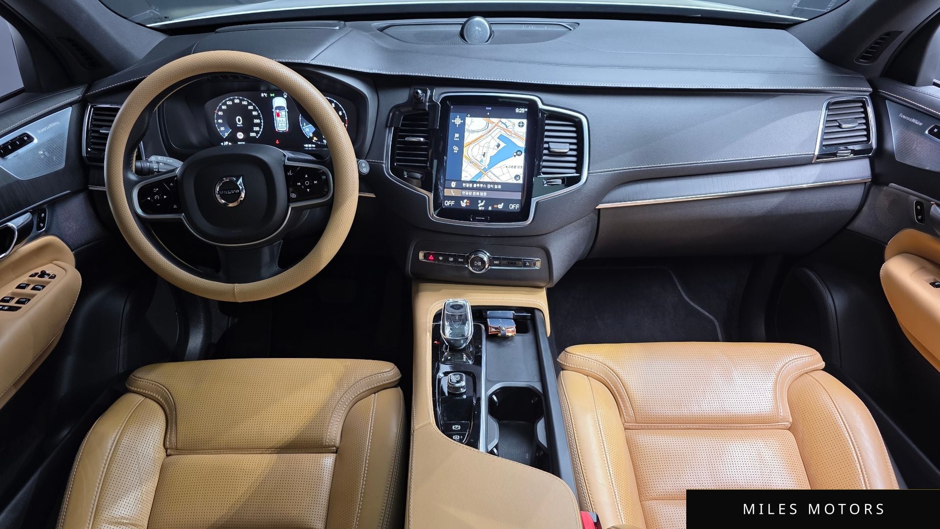 Volvo XC90 2022 — миниатюра 7