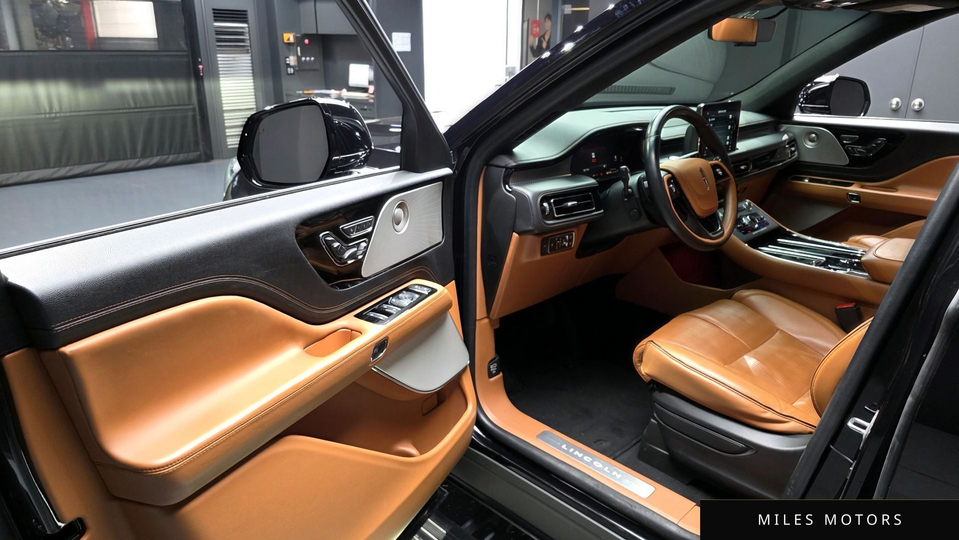 Lincoln 에비에이터 2023 — миниатюра 11