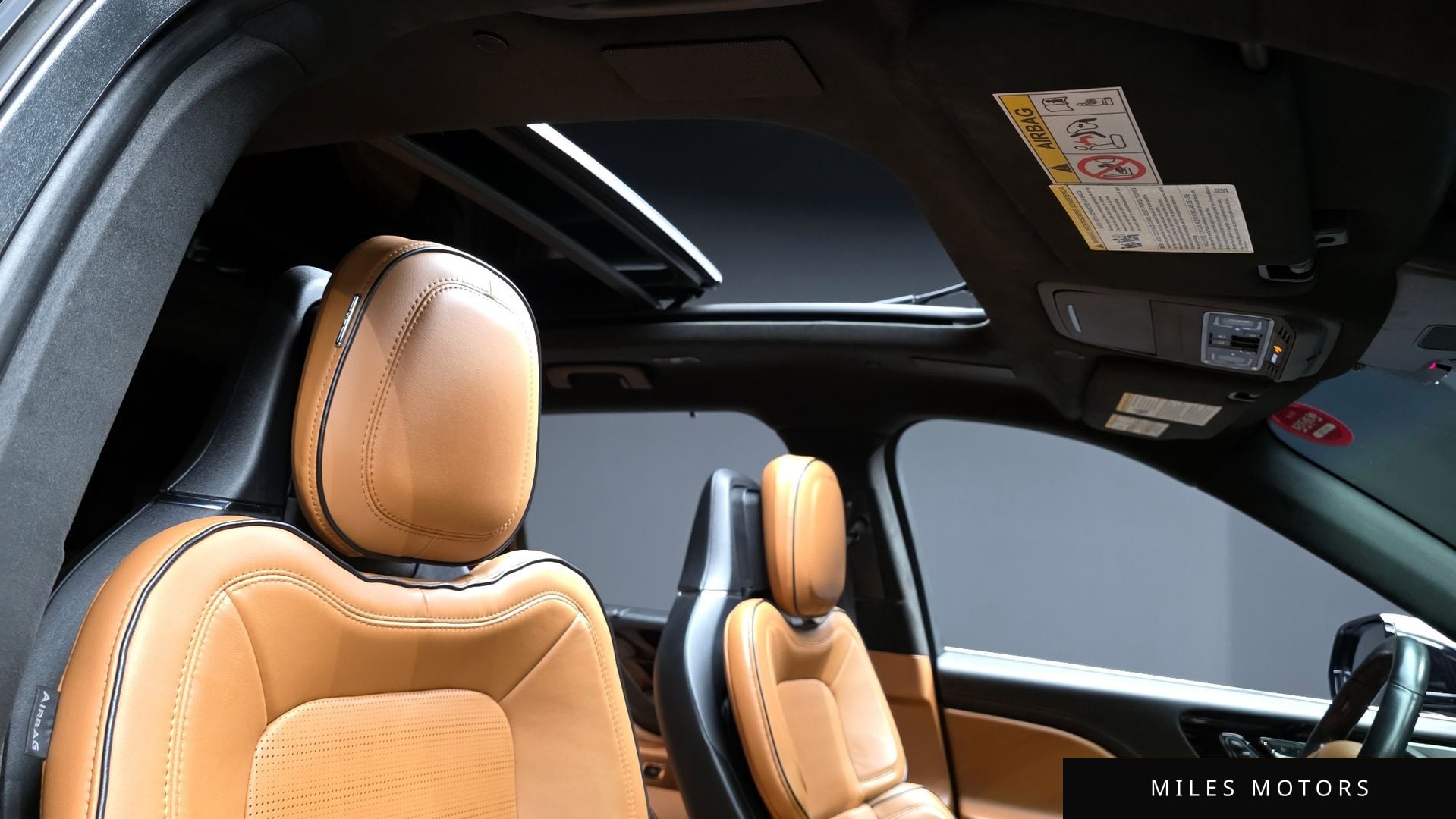 Lincoln 에비에이터 2023 — миниатюра 20