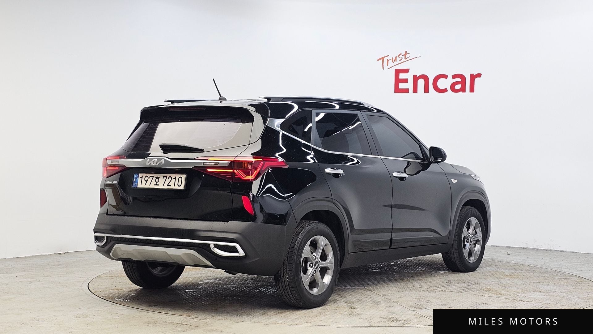 Kia Seltos 2023 — миниатюра 2