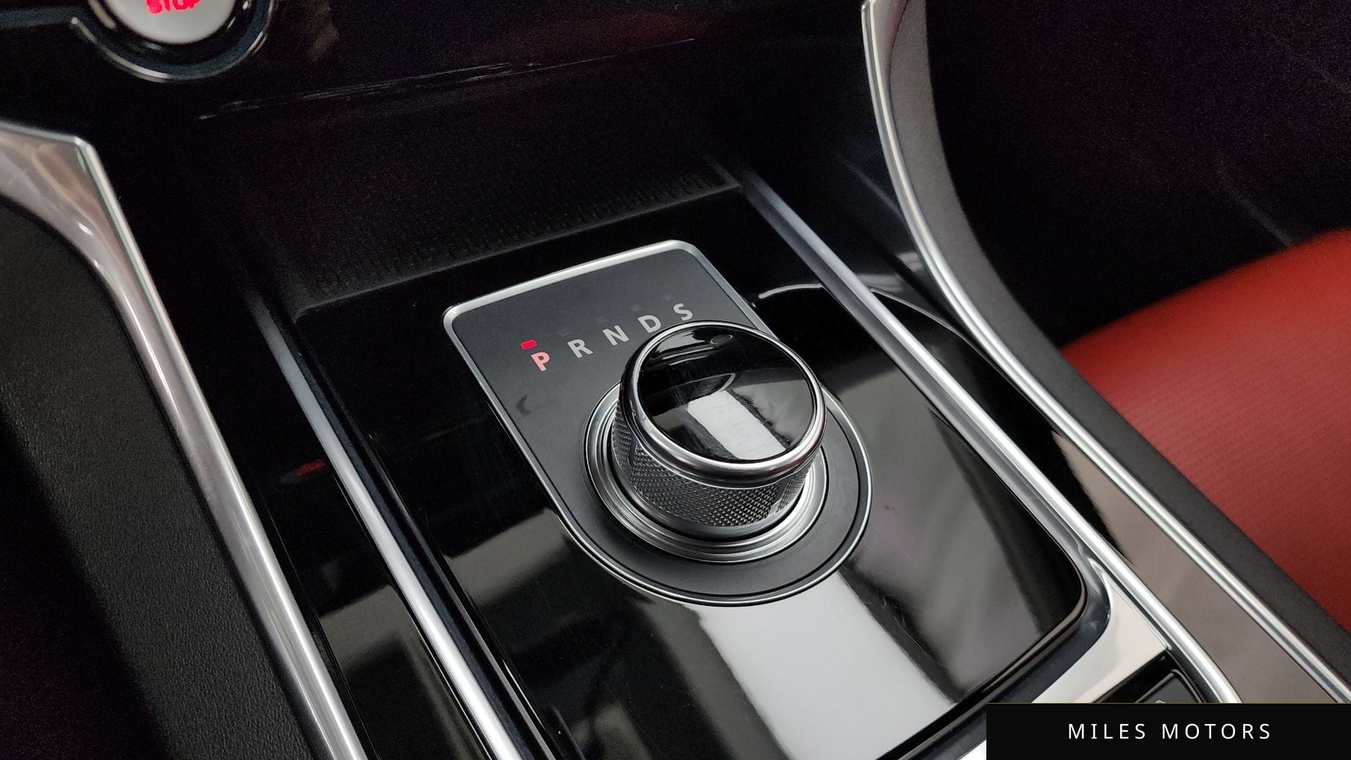 Jaguar XE 2016 — миниатюра 9