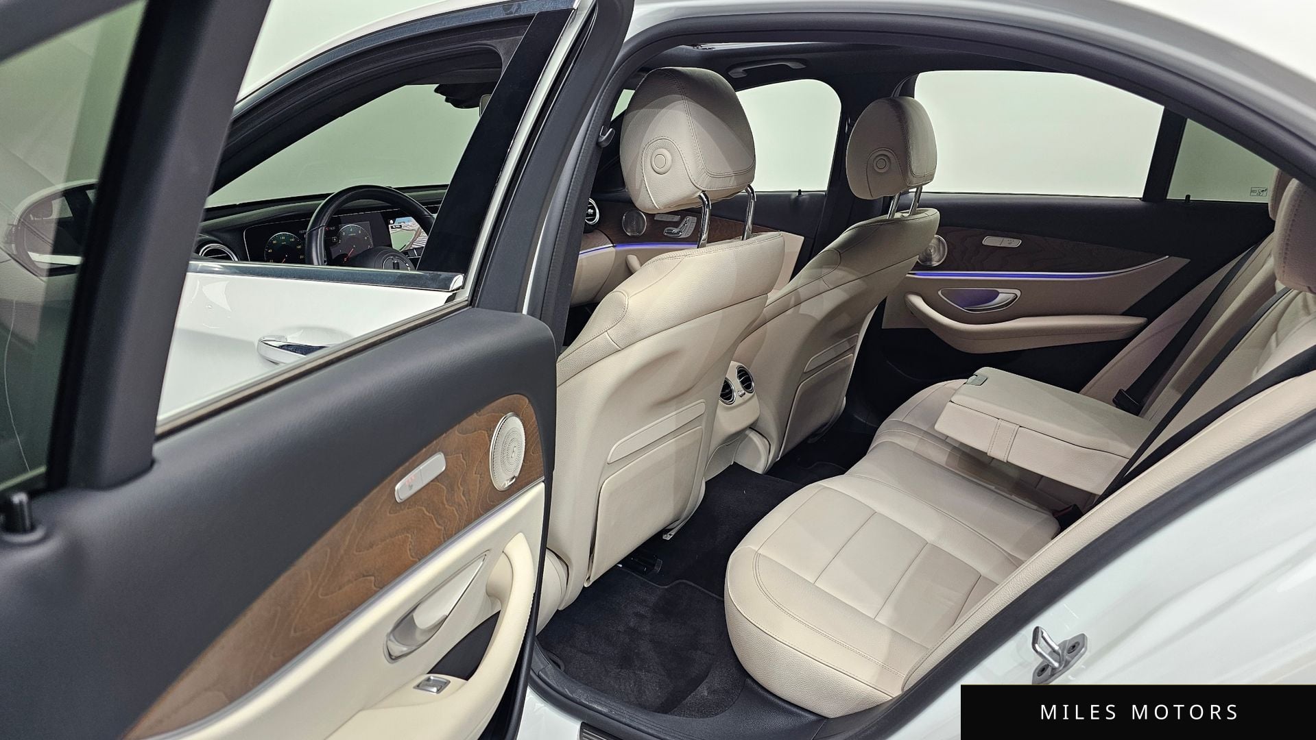 Mercedes-Benz E-Class W213 2022 — миниатюра 11