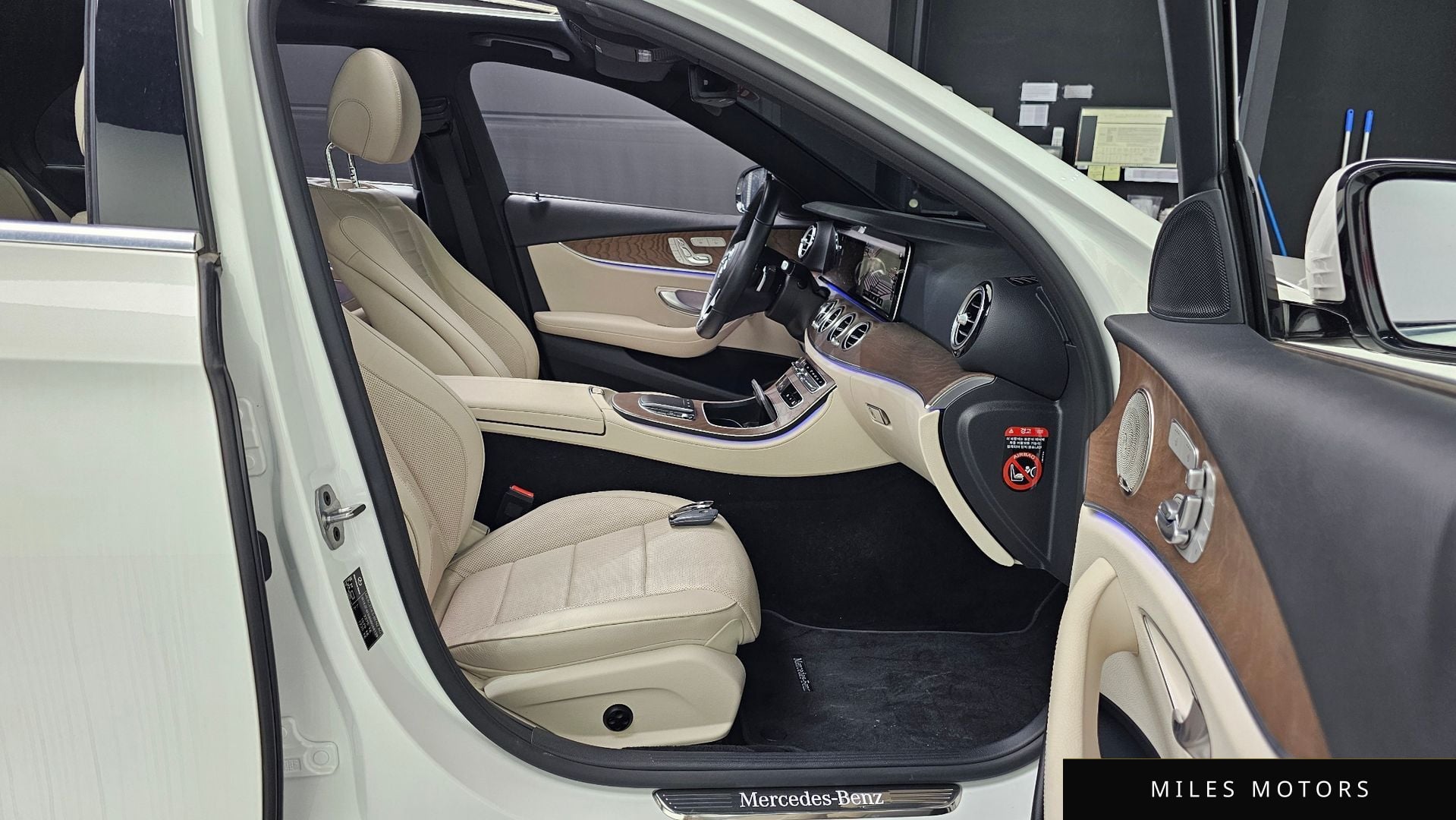Mercedes-Benz E-Class W213 2022 — миниатюра 12