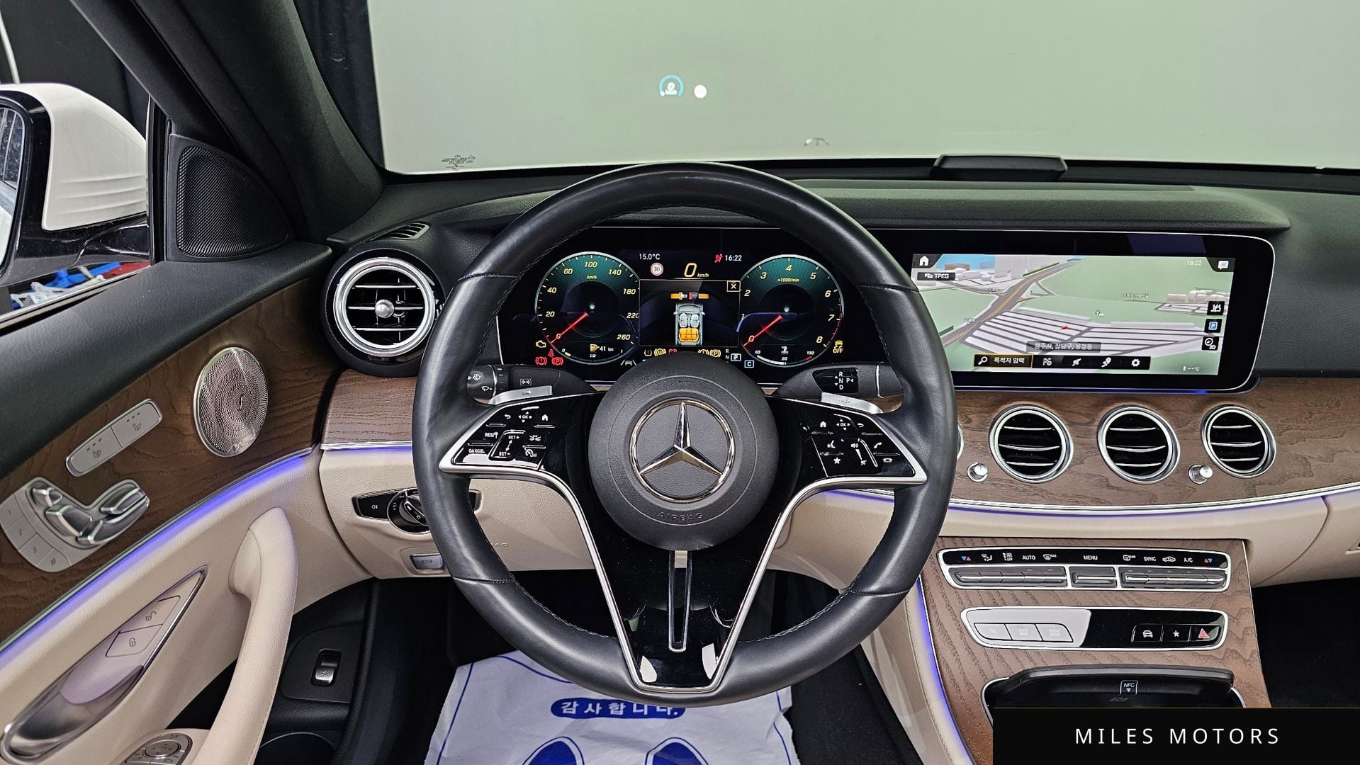 Mercedes-Benz E-Class W213 2022 — миниатюра 15
