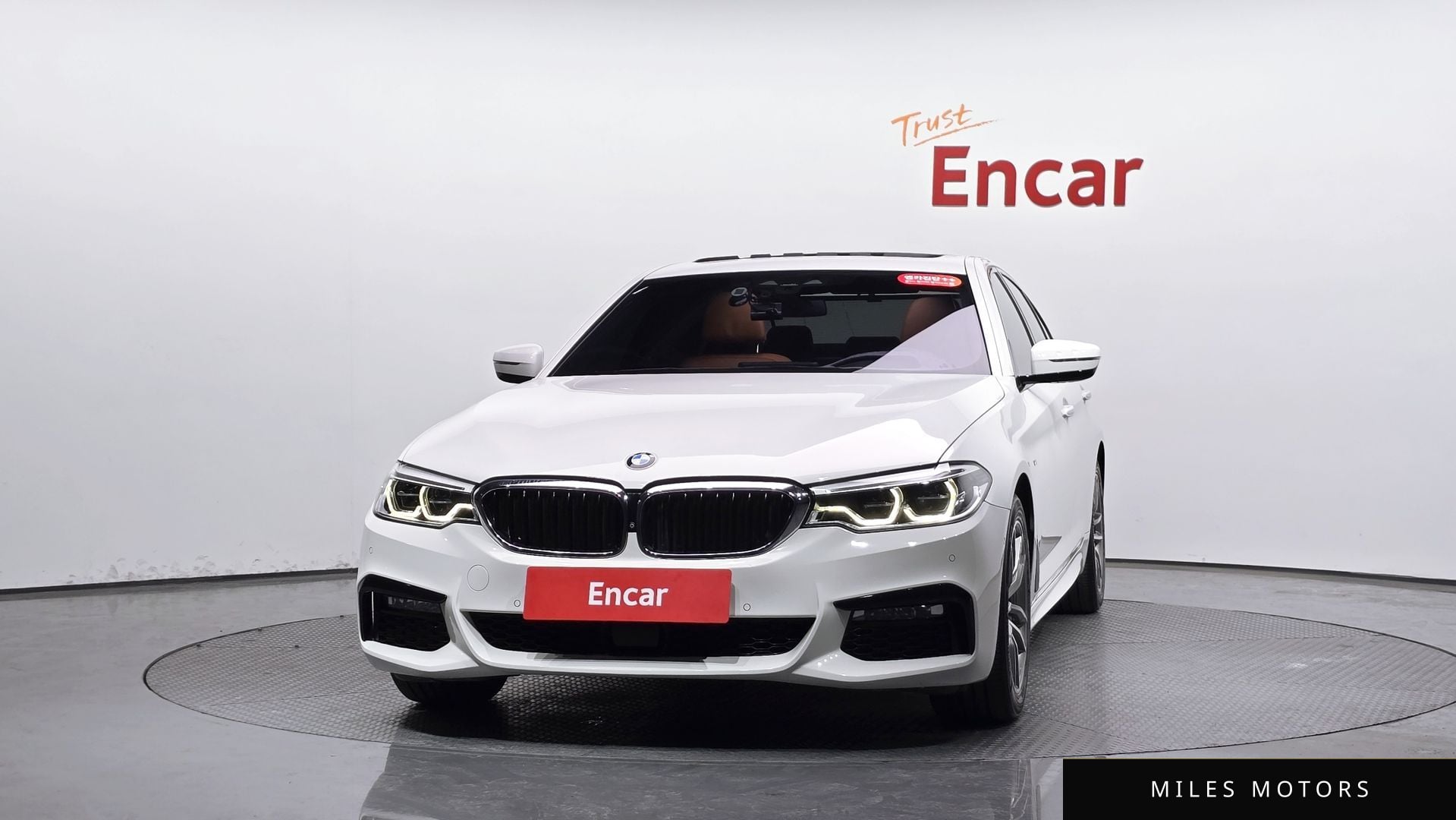 BMW 5시리즈 (G30) 2017 — миниатюра 2