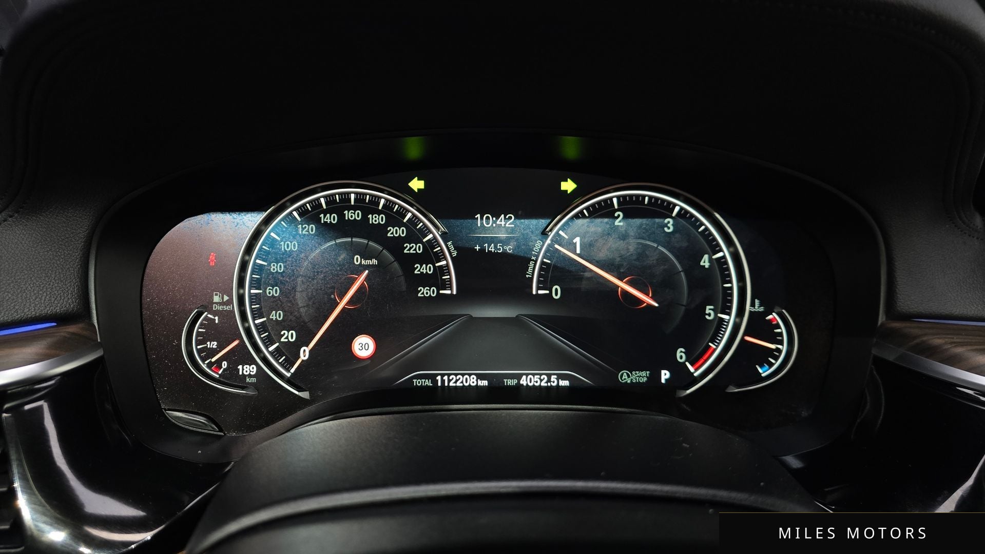 BMW 5시리즈 (G30) 2017 — миниатюра 7