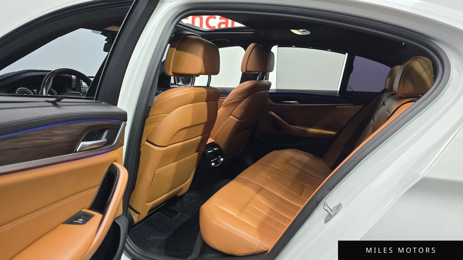 BMW 5시리즈 (G30) 2017 — миниатюра 12