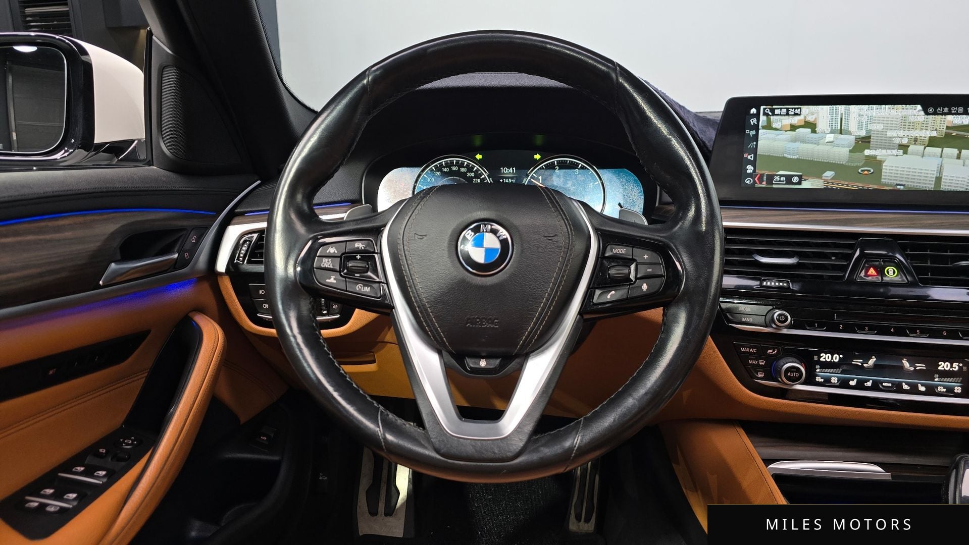 BMW 5시리즈 (G30) 2017 — миниатюра 13