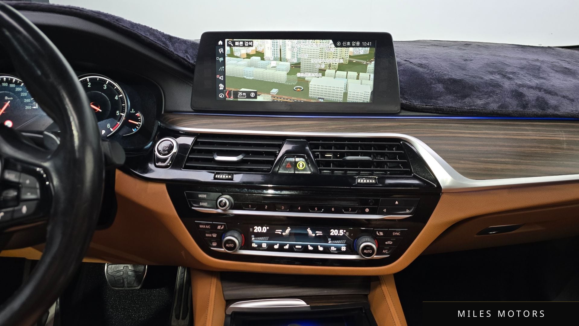 BMW 5시리즈 (G30) 2017 — миниатюра 15