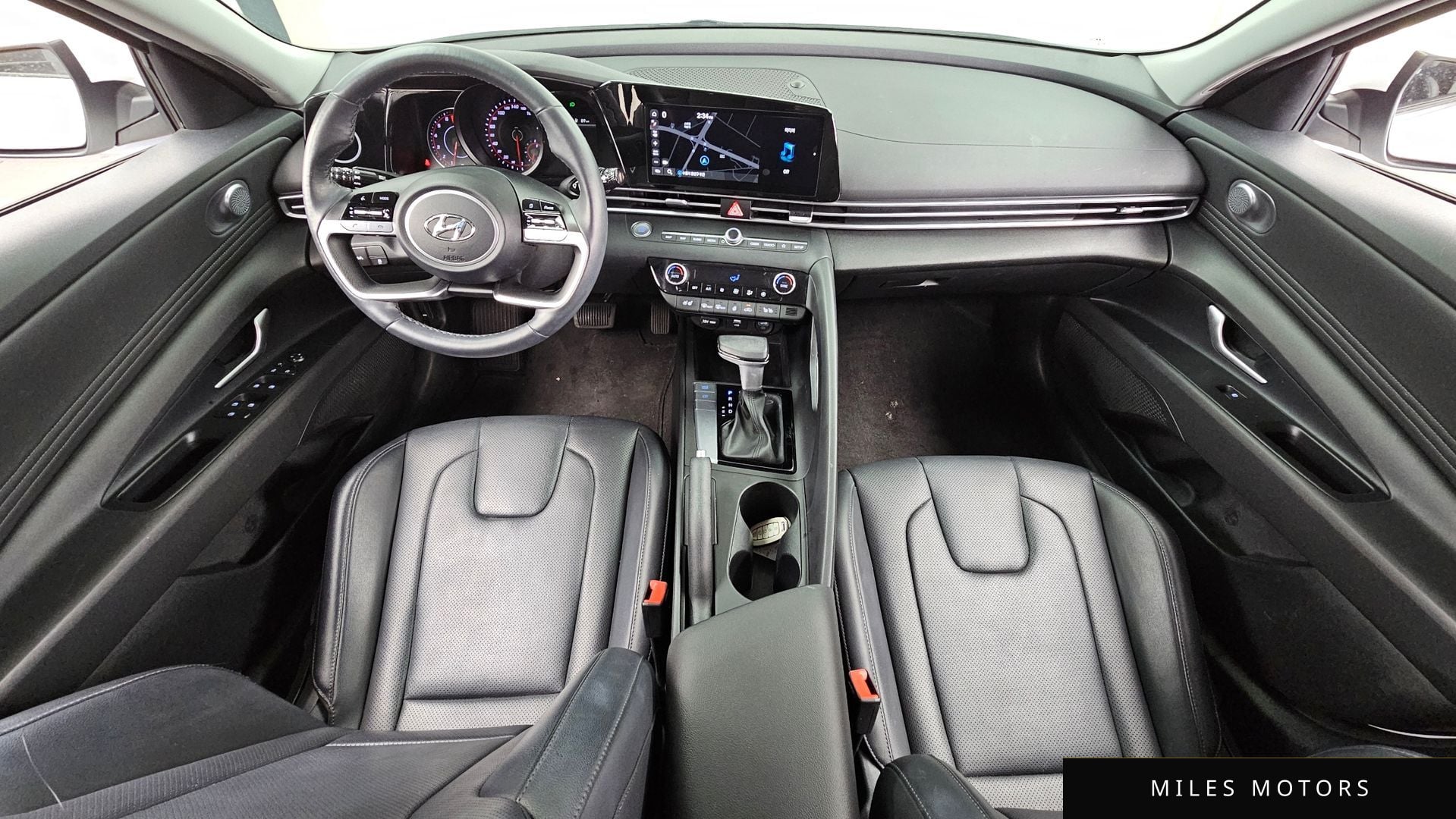 Hyundai AVANTE 2023 — миниатюра 7