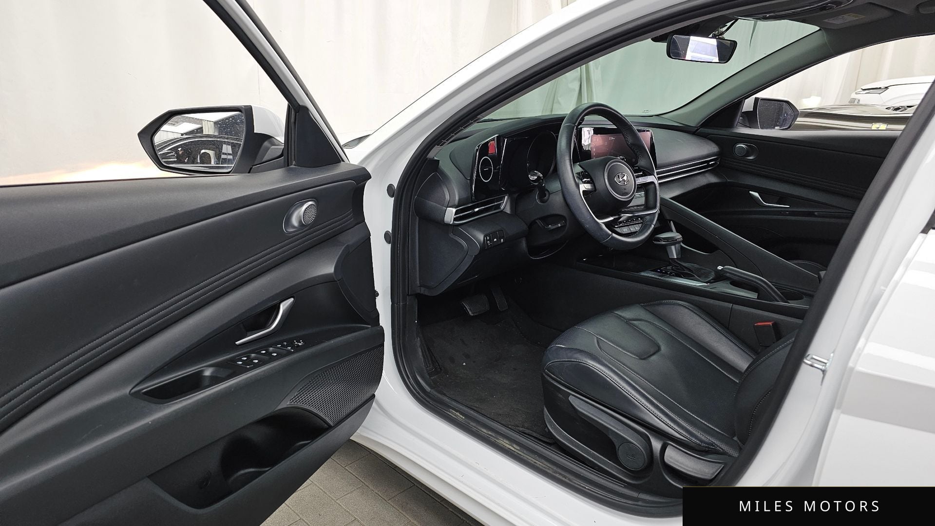 Hyundai AVANTE 2023 — миниатюра 10