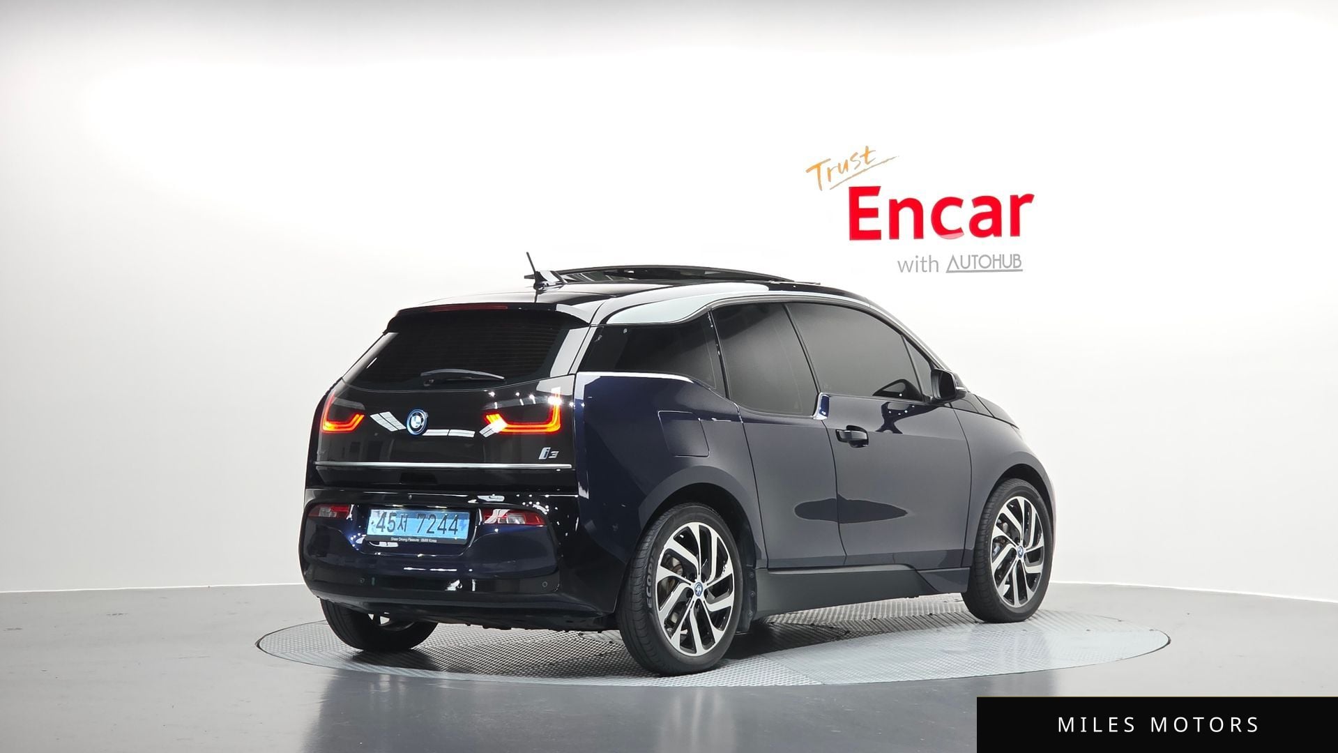 BMW i3 2019 — миниатюра 2