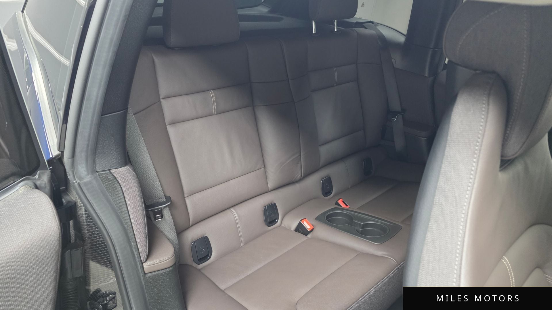 BMW i3 2019 — миниатюра 12