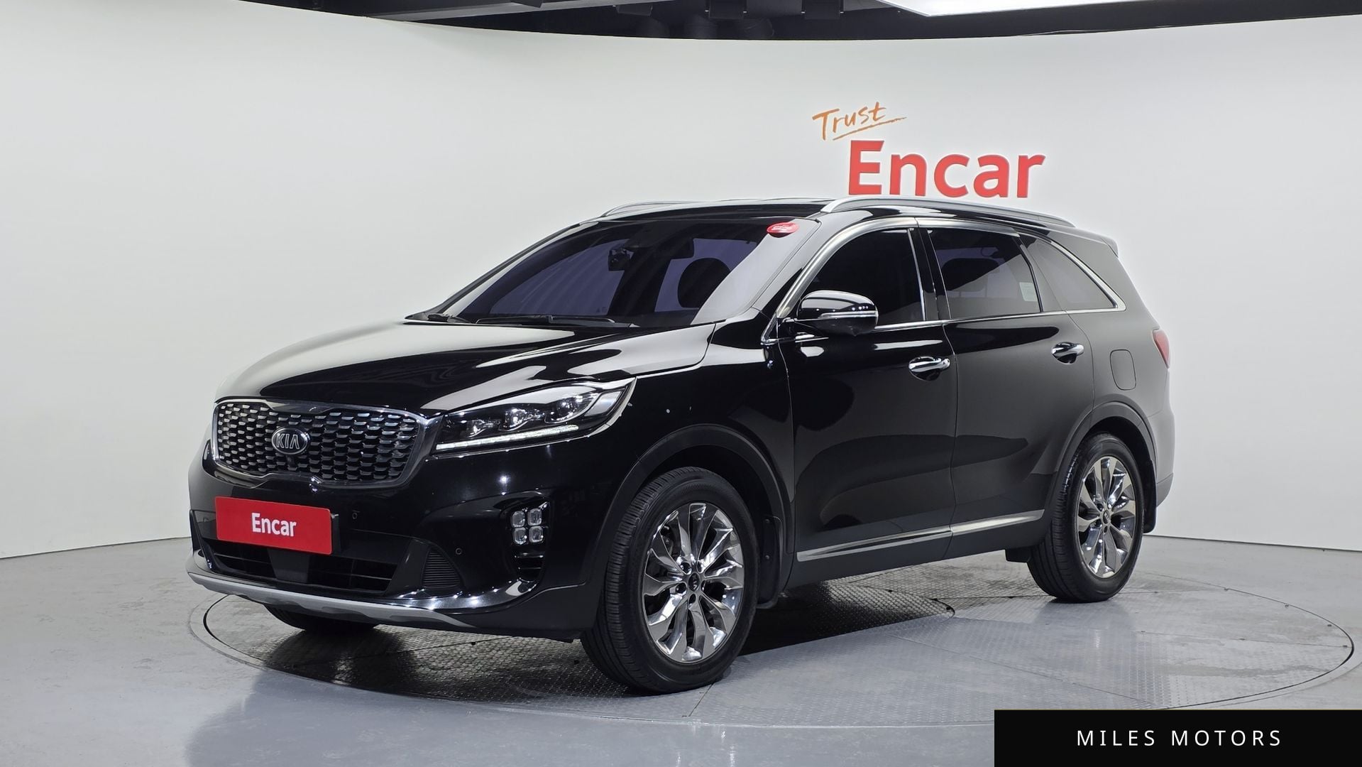 Kia Sorento 2019 — фото 1 из 12