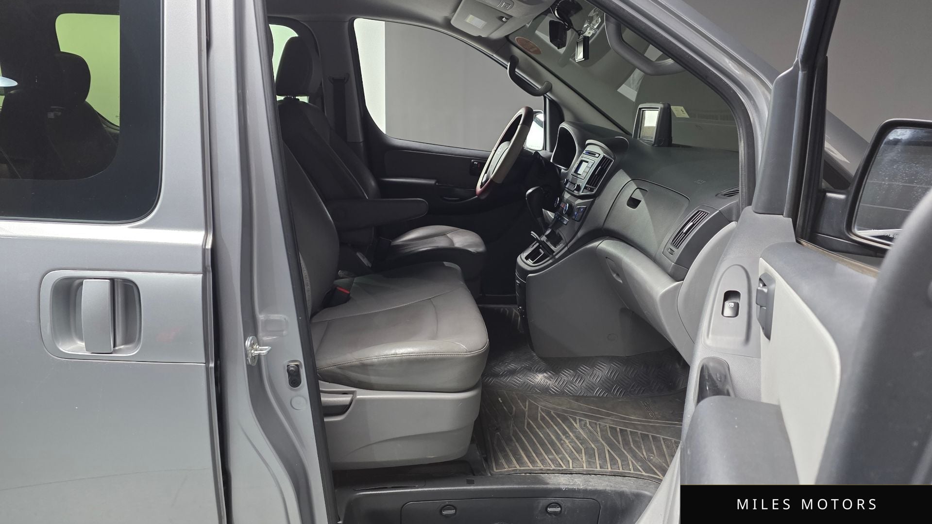 Hyundai Starex 2020 — миниатюра 11