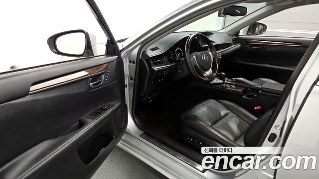 Лексус ES350 2014 — миниатюра 10