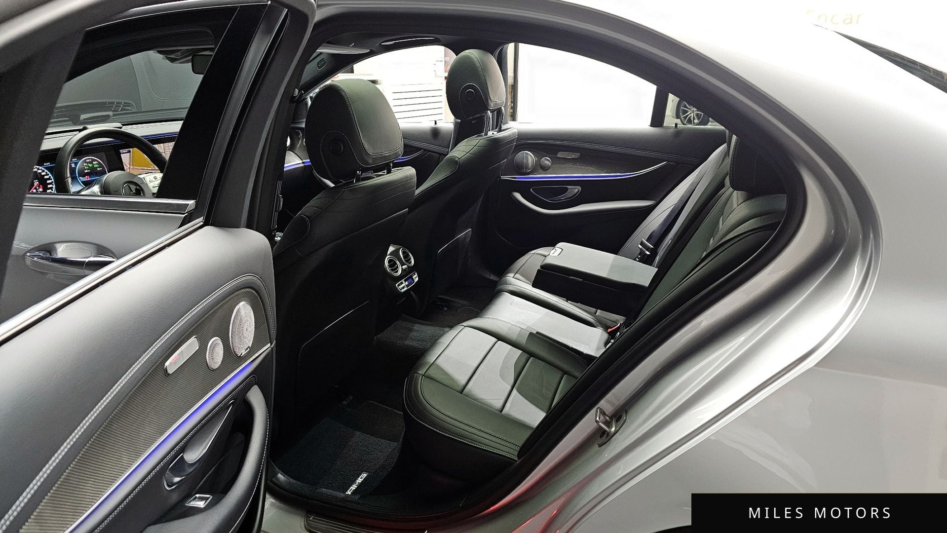Mercedes-Benz E-클래스 W213 2020 — миниатюра 11