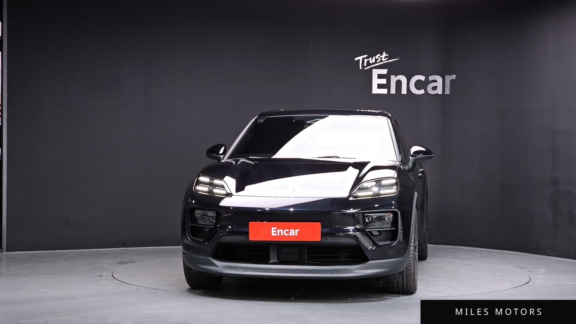 Porsche Macan 2025 — миниатюра 3
