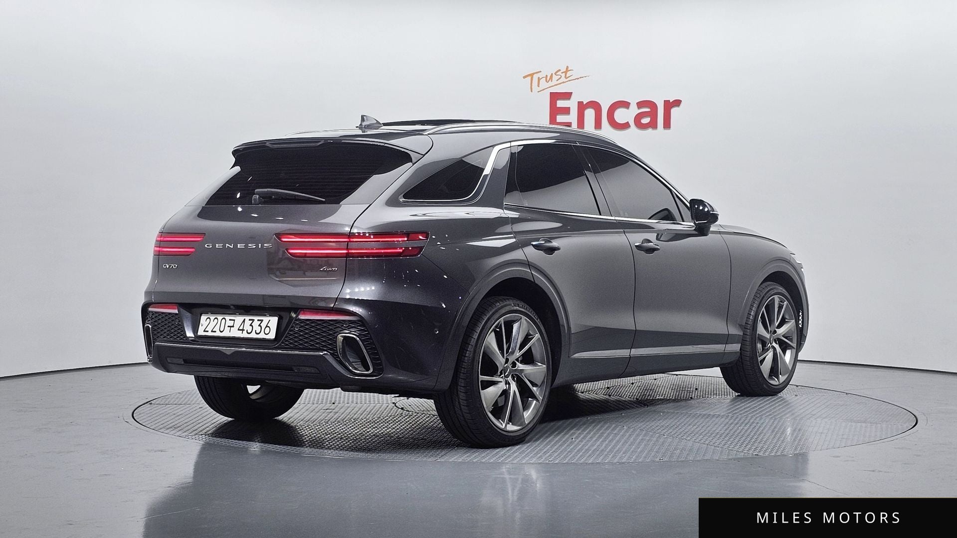 Genesis GV70 2021 — миниатюра 2