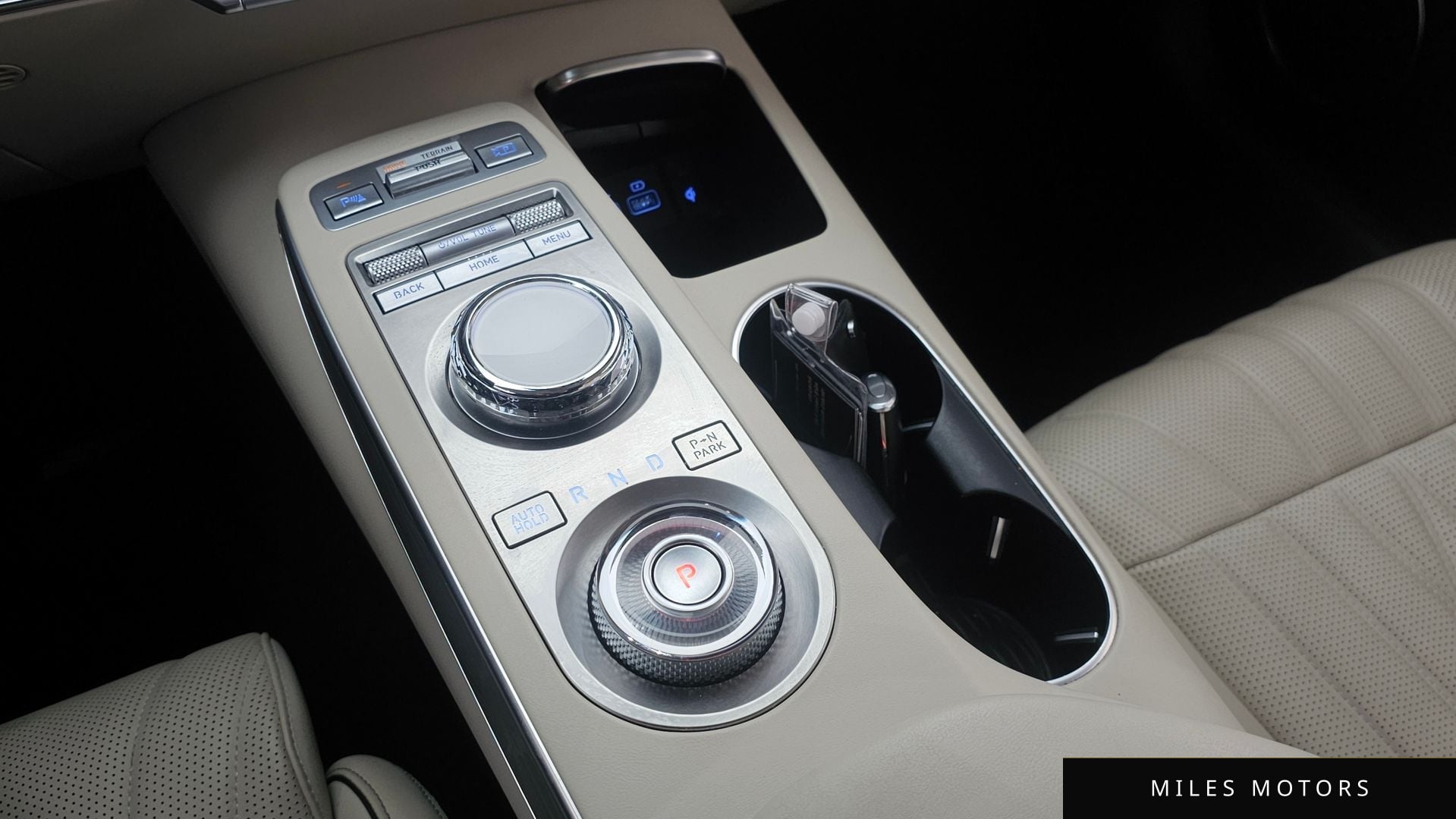 Genesis GV70 2021 — миниатюра 9