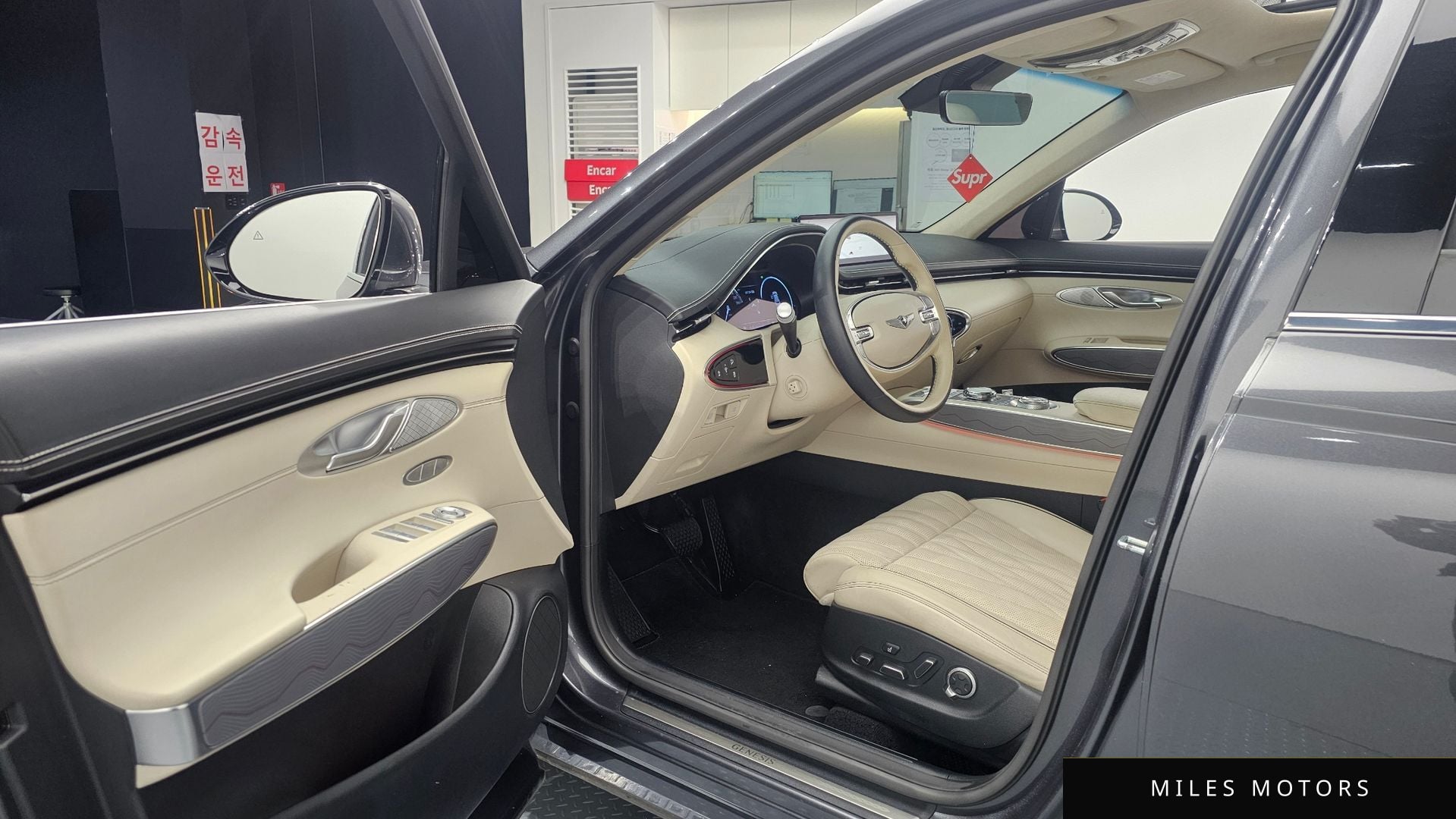 Genesis GV70 2021 — миниатюра 11