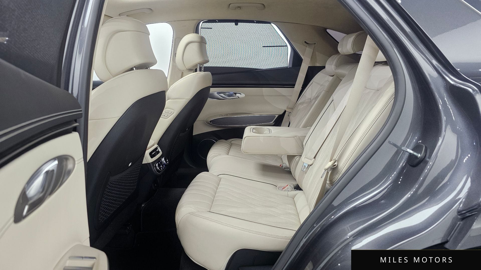 Genesis GV70 2021 — миниатюра 12