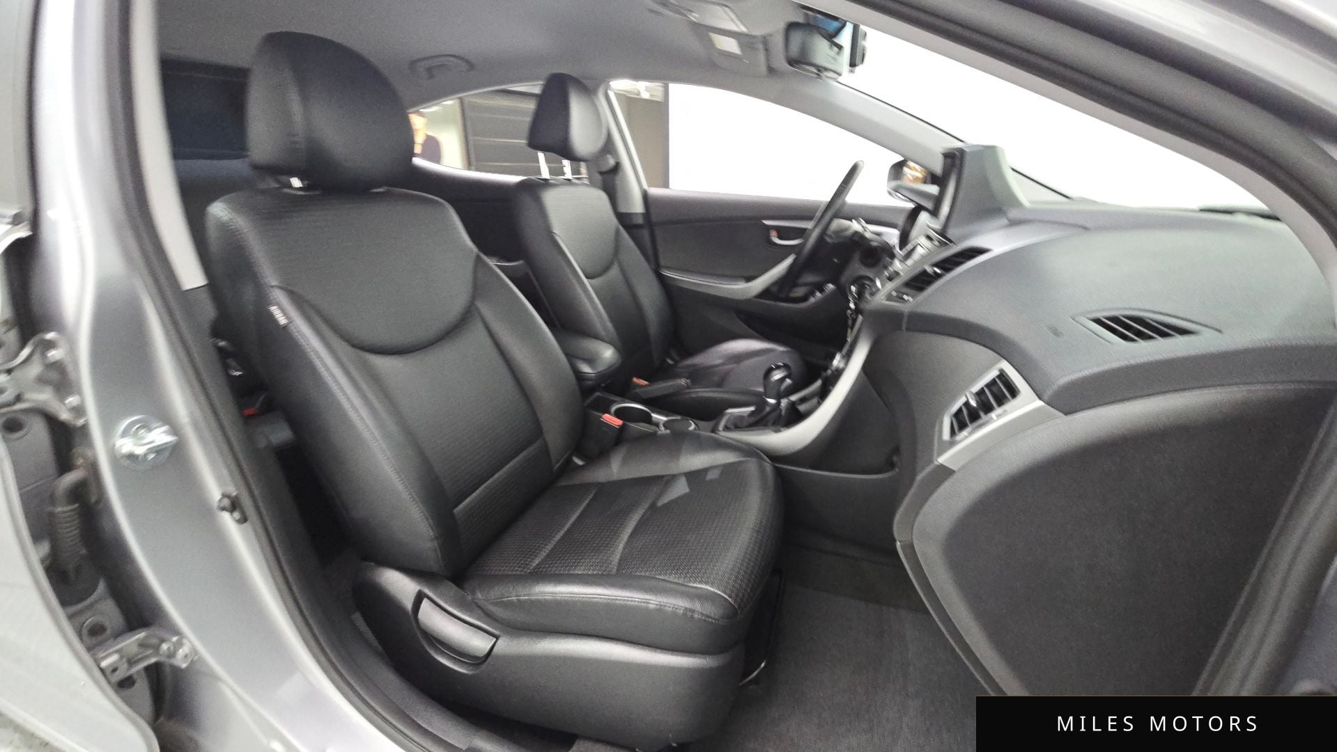 Hyundai AVANTE 2014 — миниатюра 11