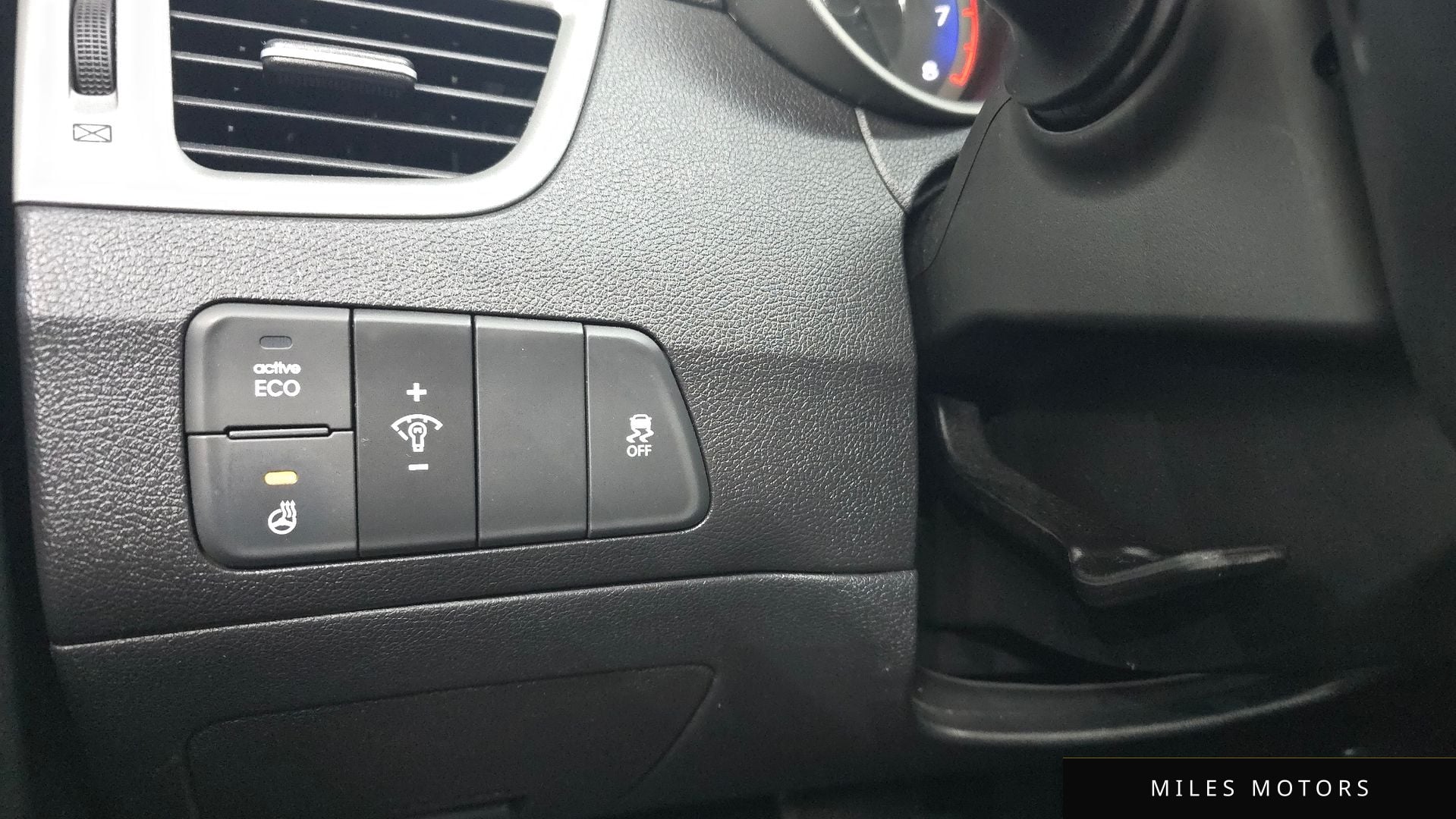 Hyundai AVANTE 2014 — миниатюра 18