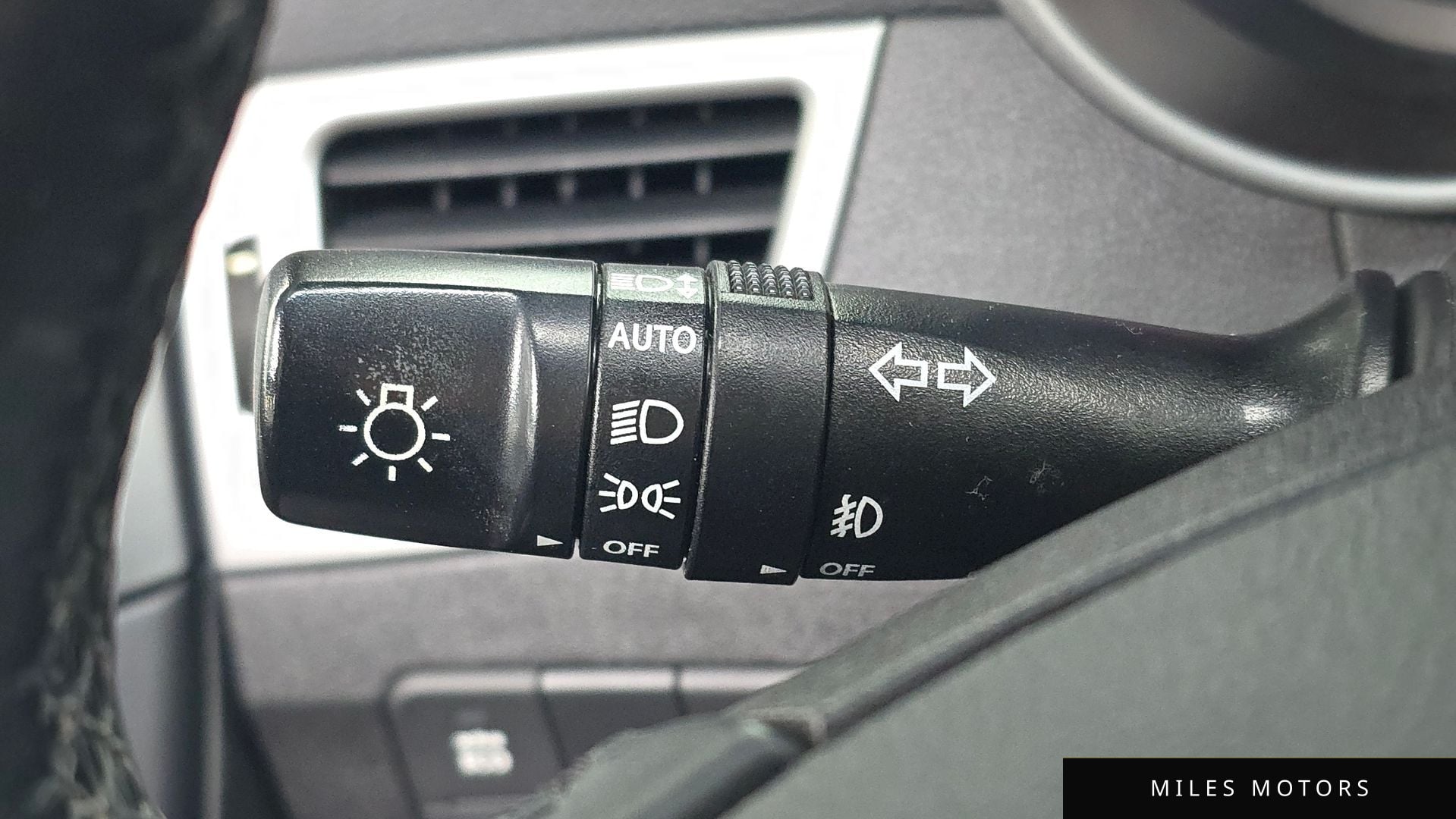 Hyundai AVANTE 2014 — миниатюра 19