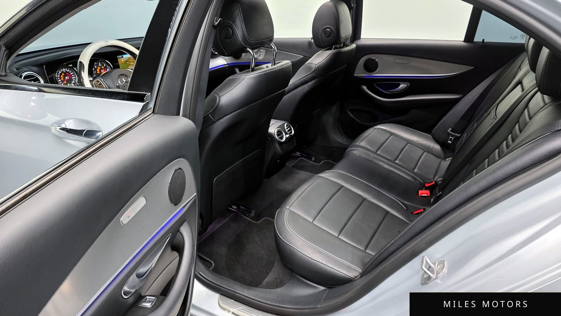 Mercedes-Benz E-클래스 W213 2017 — миниатюра 12