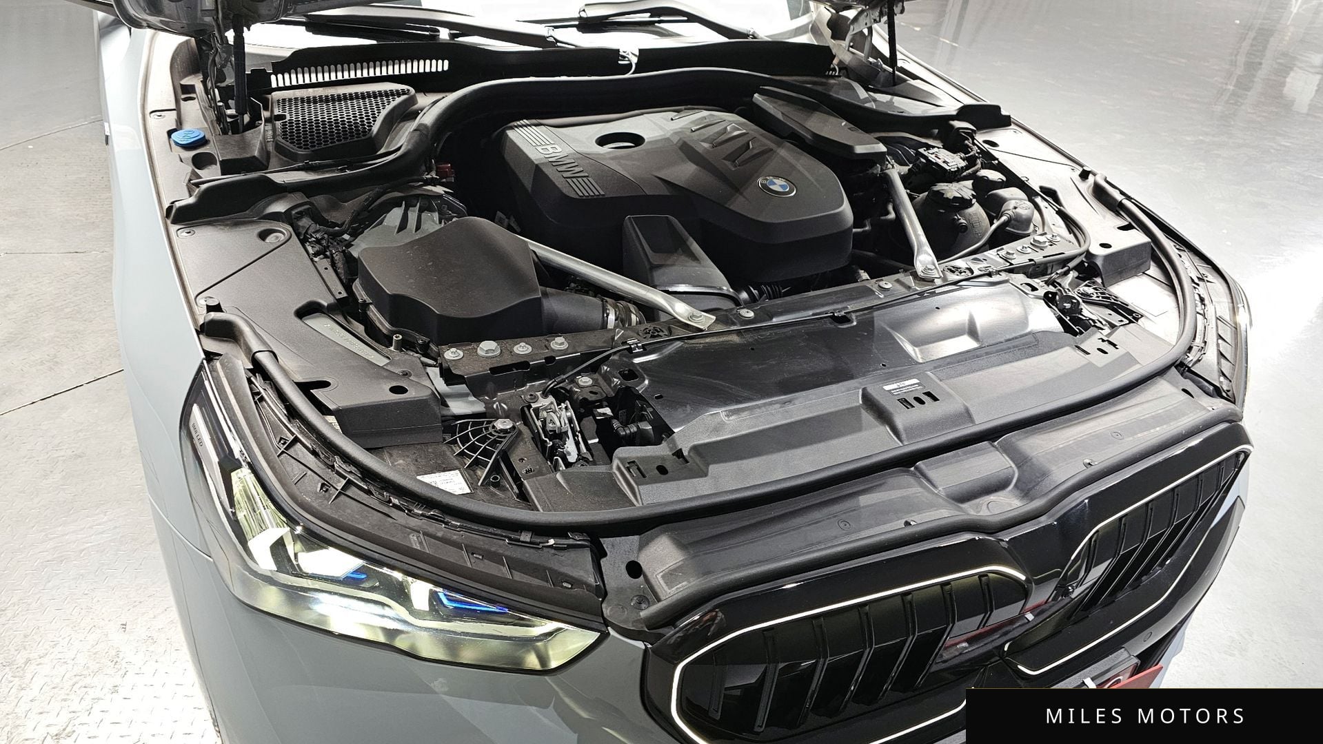 BMW 5 Series (G60) 2024 — миниатюра 6