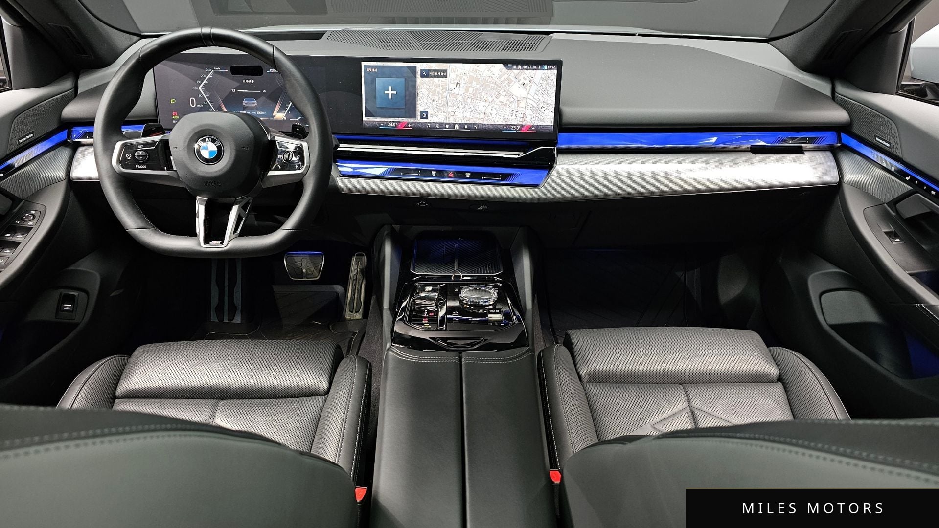 BMW 5 Series (G60) 2024 — миниатюра 7