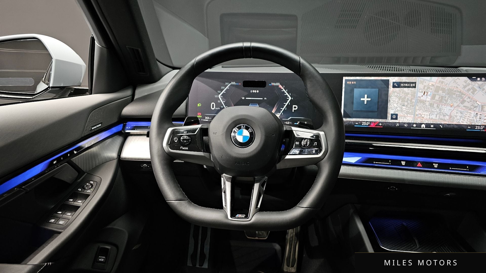 BMW 5 Series (G60) 2024 — миниатюра 13