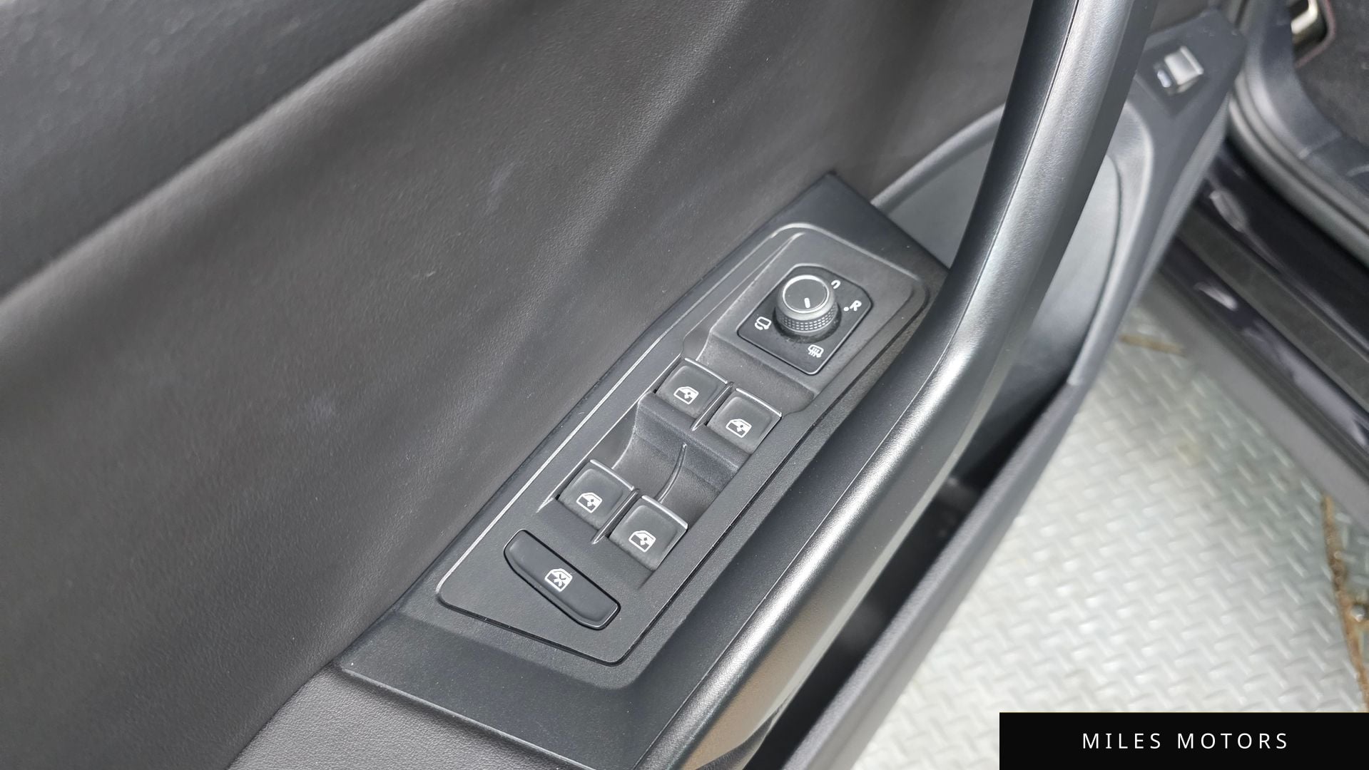 Volkswagen 티록 2022 — миниатюра 13