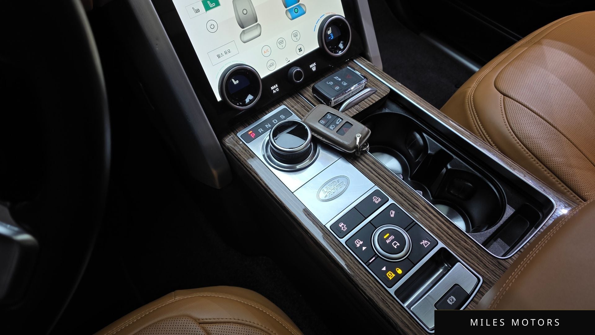 Land Rover Range Rover 2022 — миниатюра 9