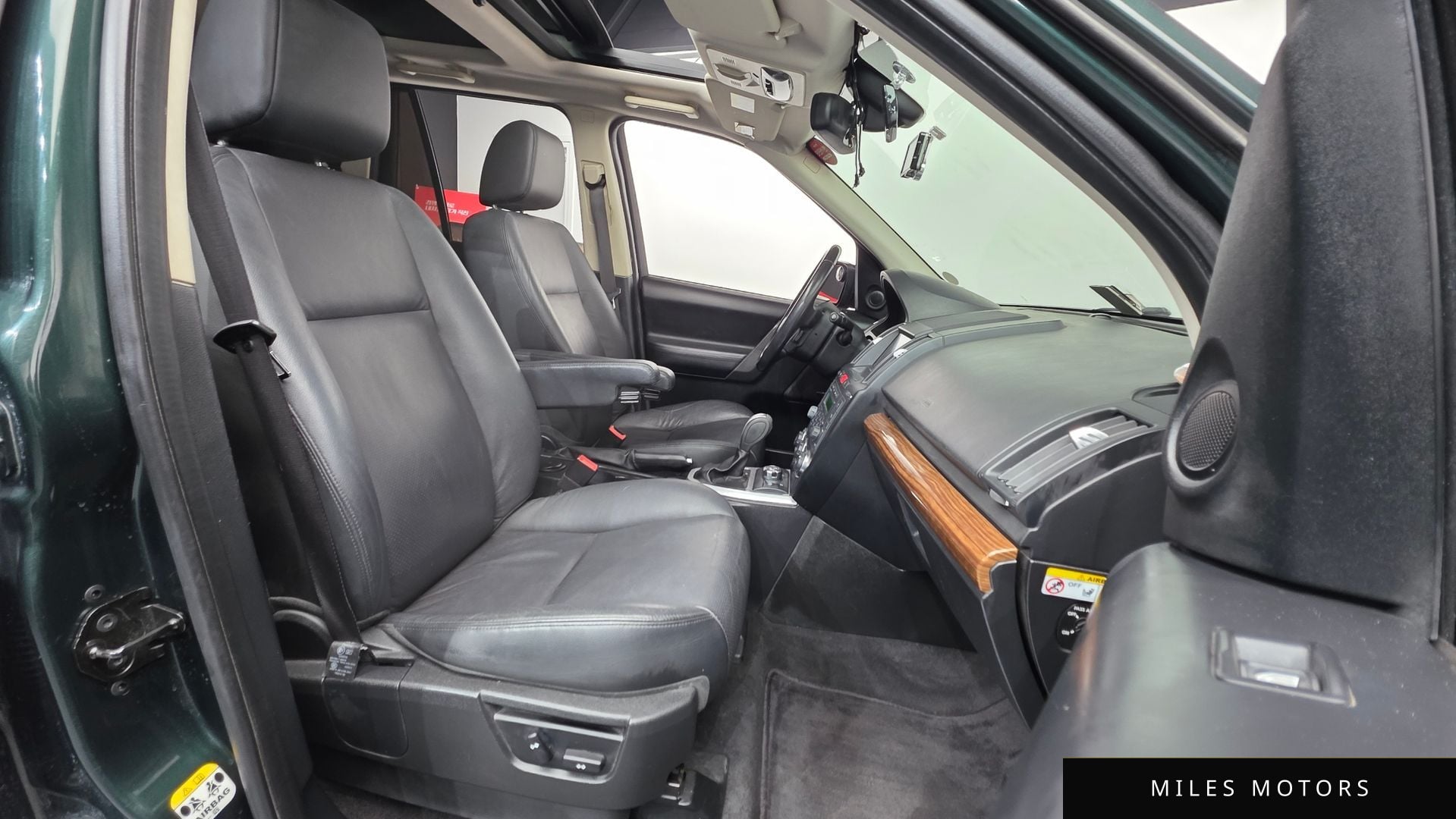 Land Rover Freelander 2010 — миниатюра 10