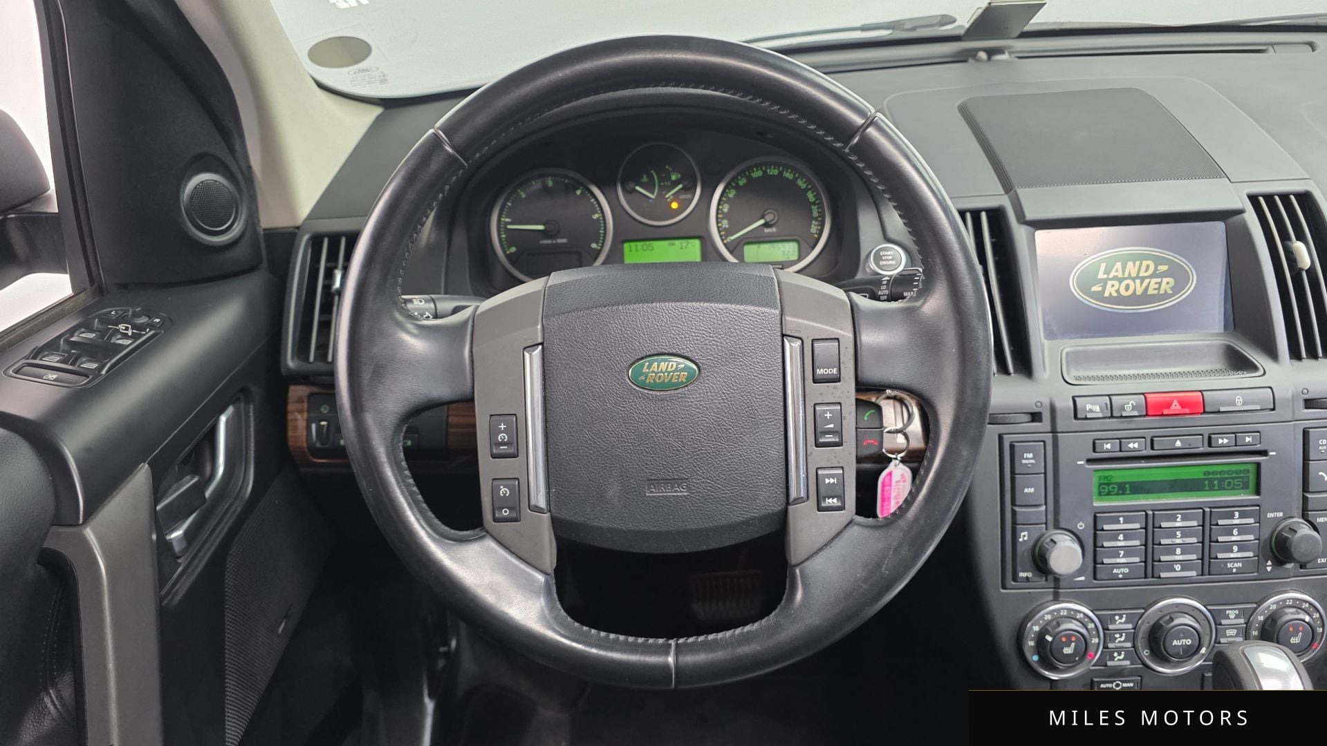 Land Rover Freelander 2010 — миниатюра 15