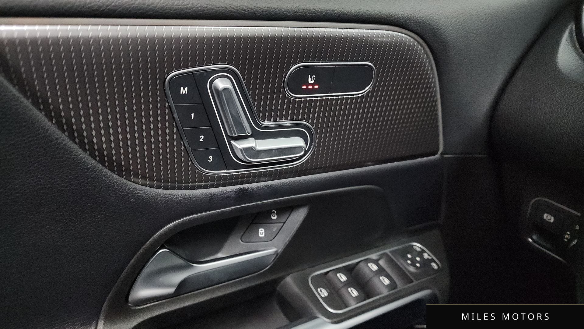 Mercedes-Benz GLB-클래스 X247 2021 — миниатюра 14
