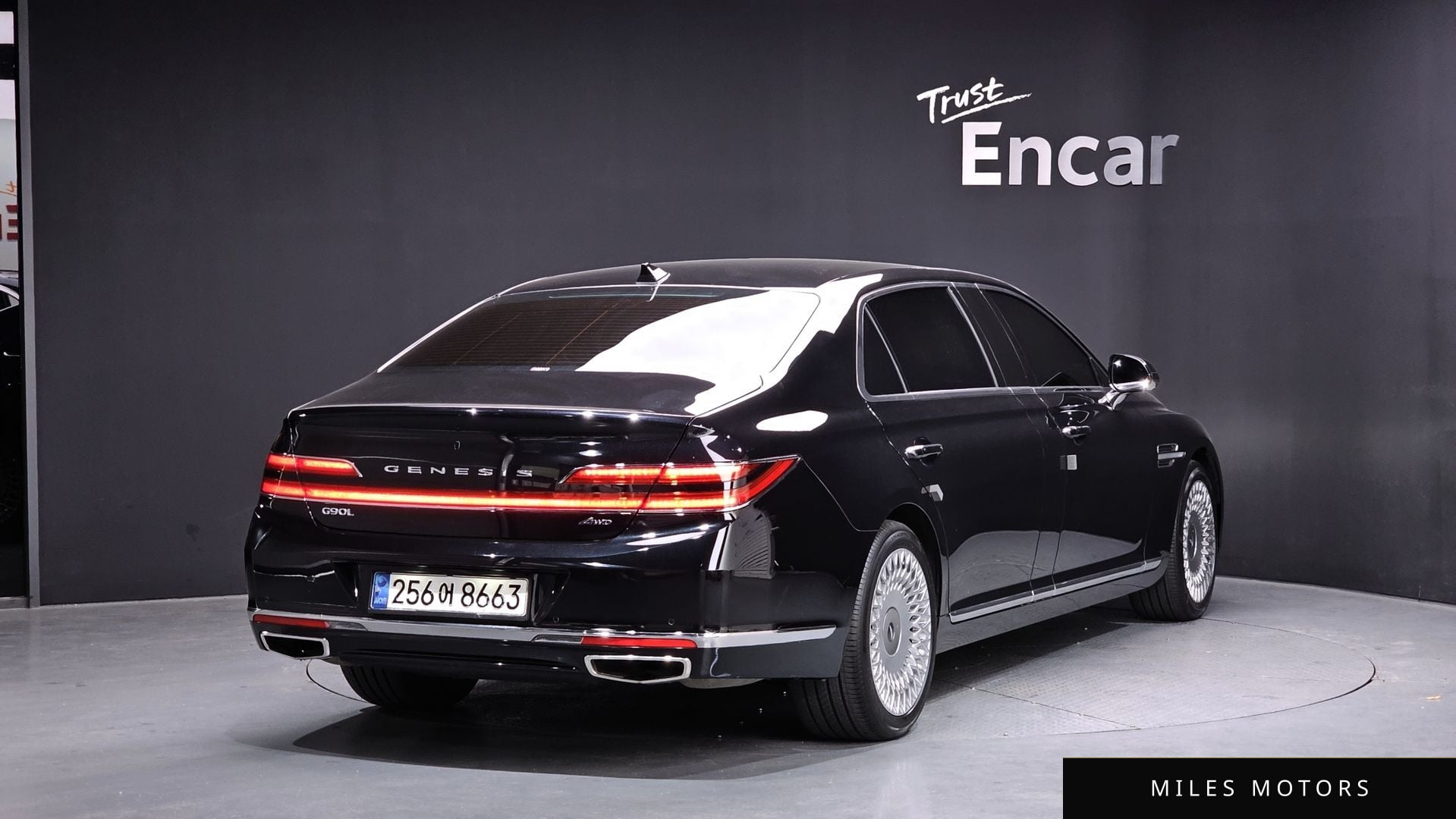 Genesis G90 2021 — миниатюра 2