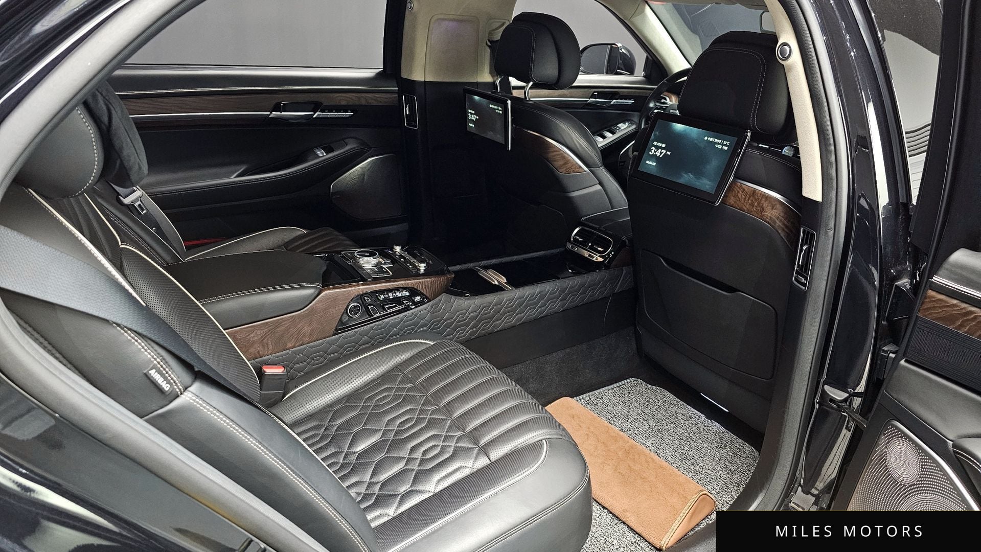 Genesis G90 2021 — миниатюра 12