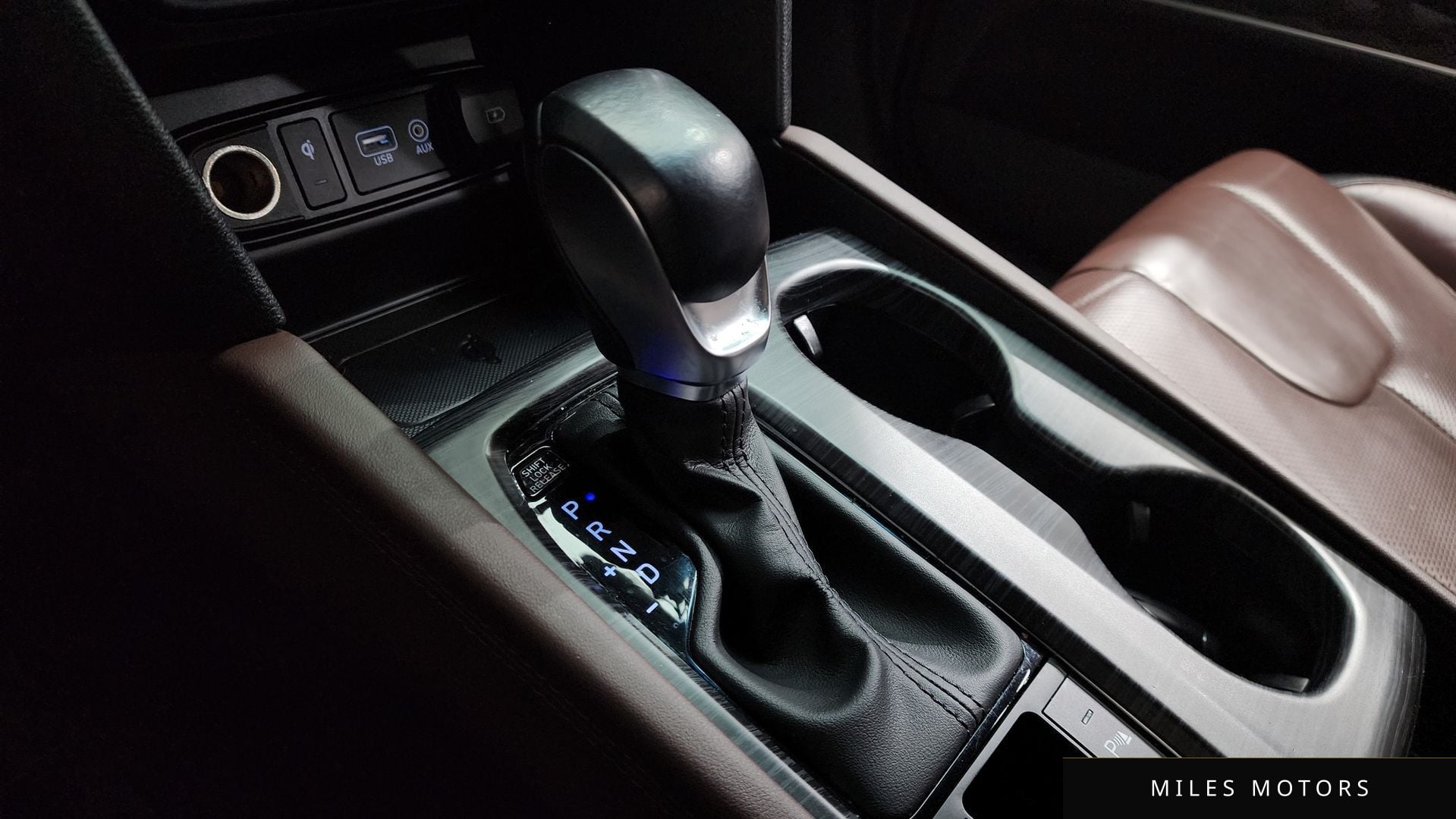 Hyundai Santafe 2020 — миниатюра 9