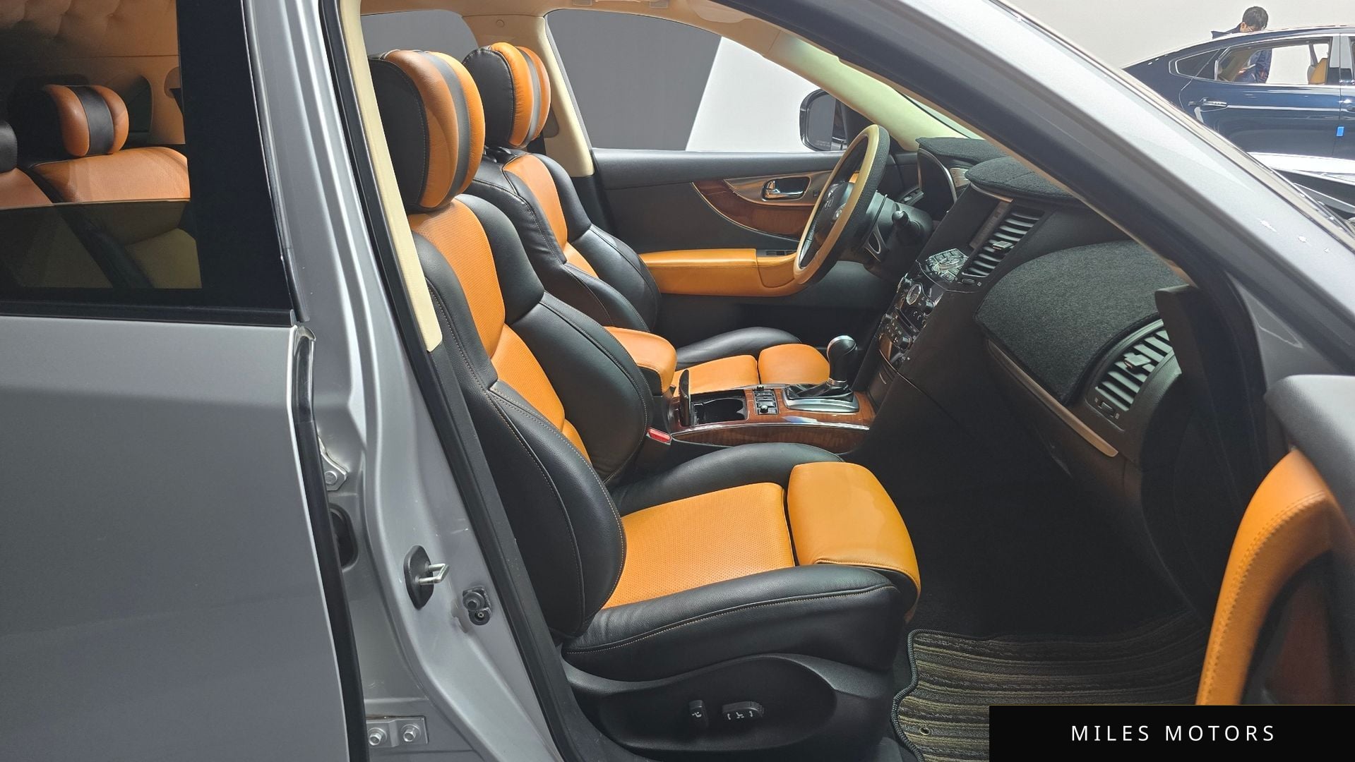 Infiniti FX50 2010 — миниатюра 10