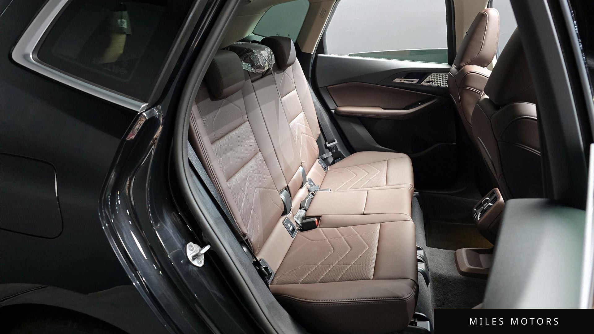 BMW 2-Series 2025 — миниатюра 12