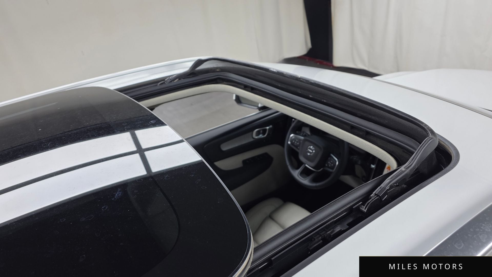 Volvo XC40 2023 — миниатюра 18