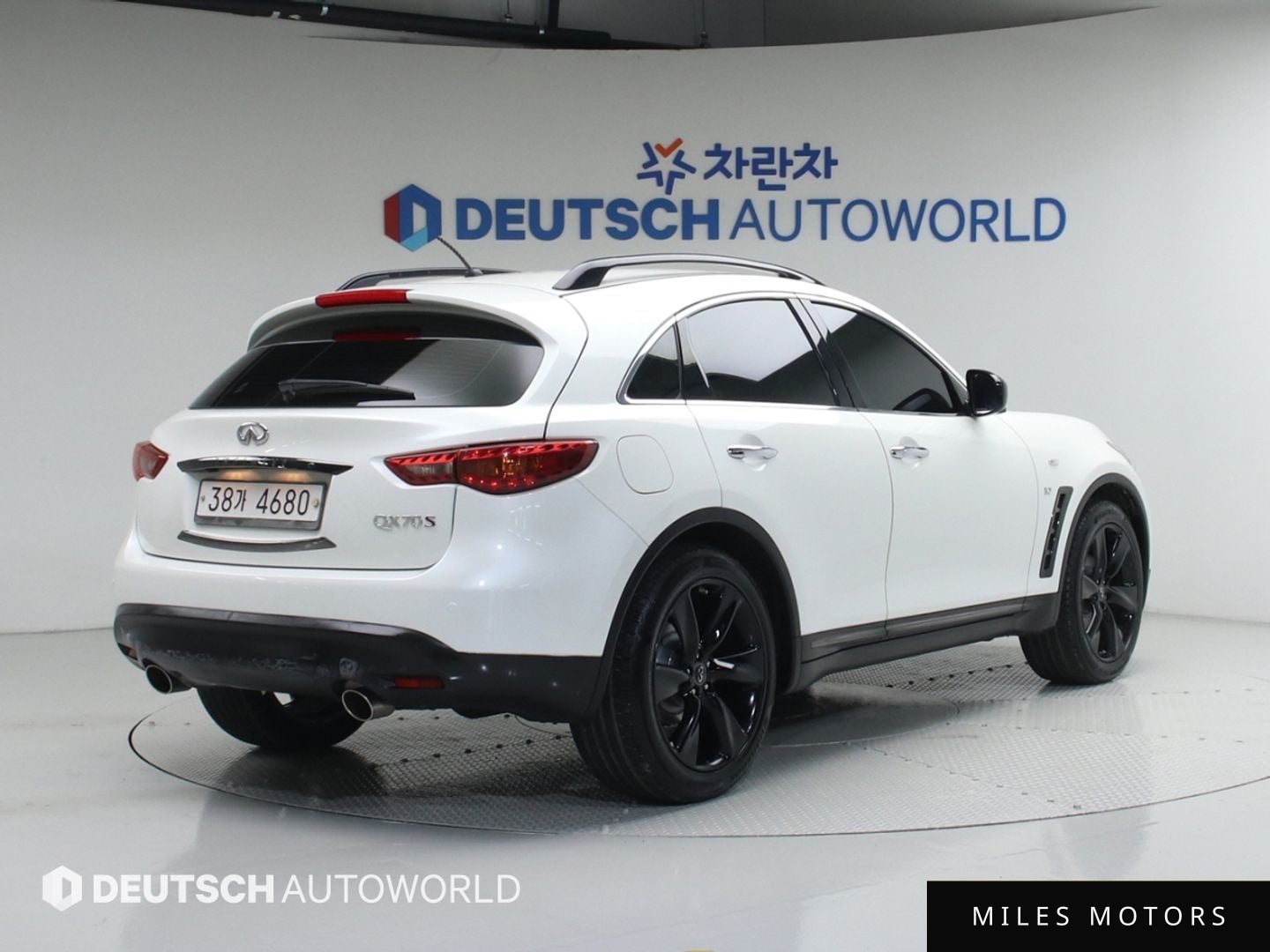Infiniti QX70 2017 — миниатюра 2