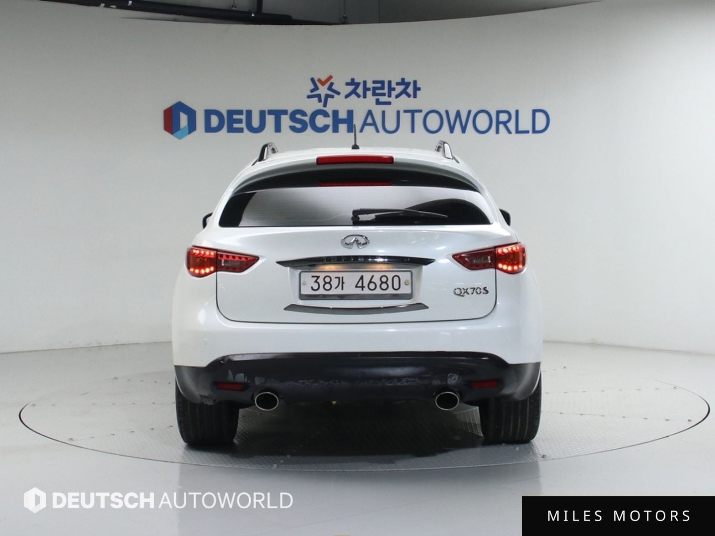 Infiniti QX70 2017 — миниатюра 4