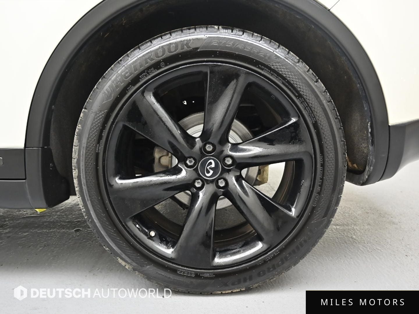 Infiniti QX70 2017 — миниатюра 5