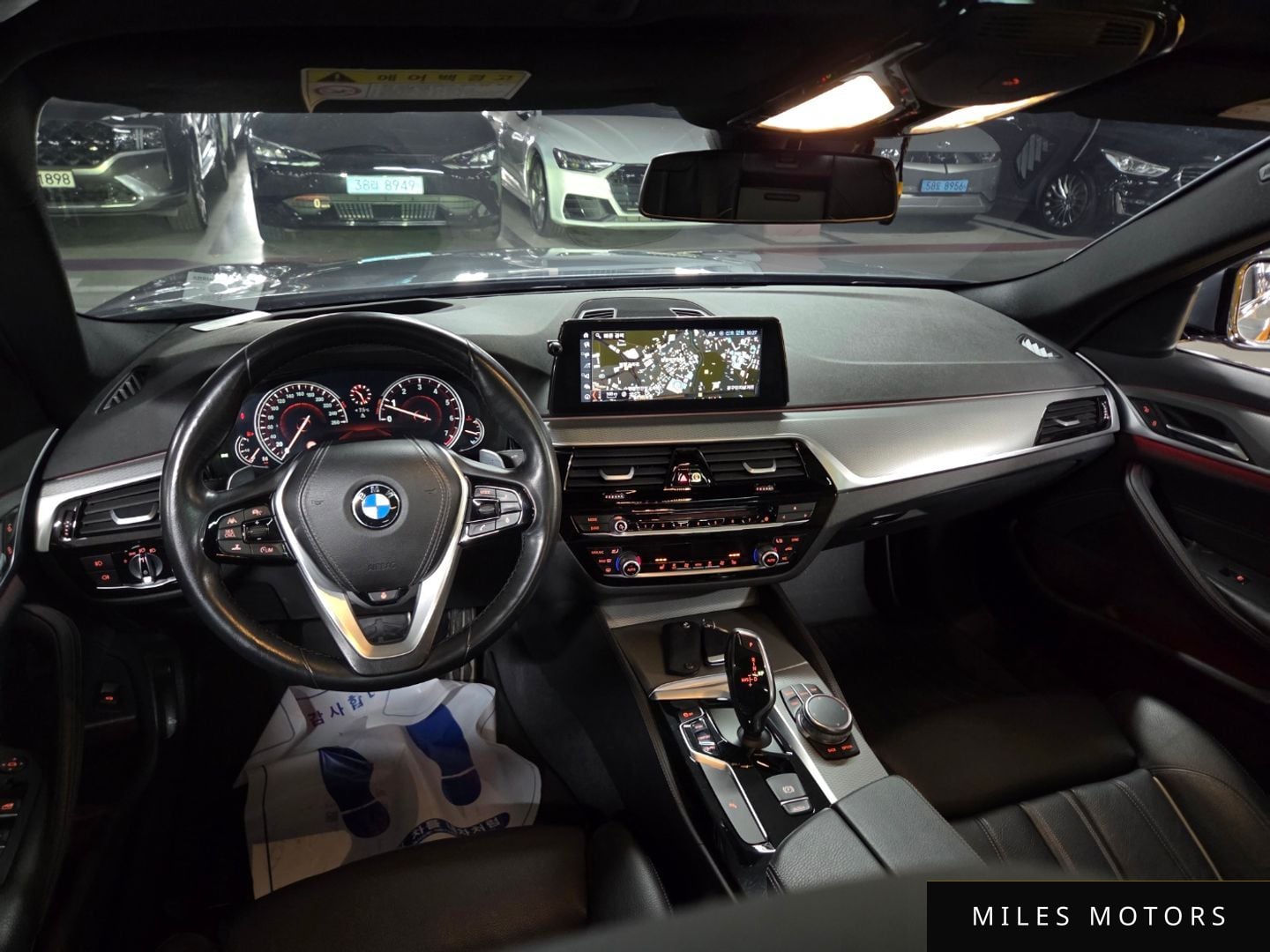 BMW 5시리즈 (G30) 2017 — миниатюра 7