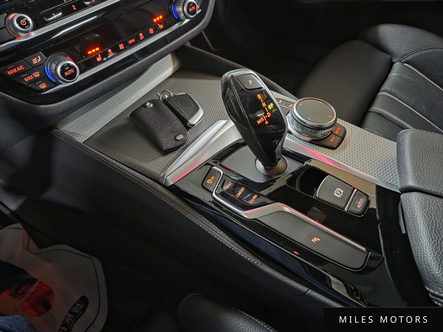 BMW 5시리즈 (G30) 2017 — миниатюра 14